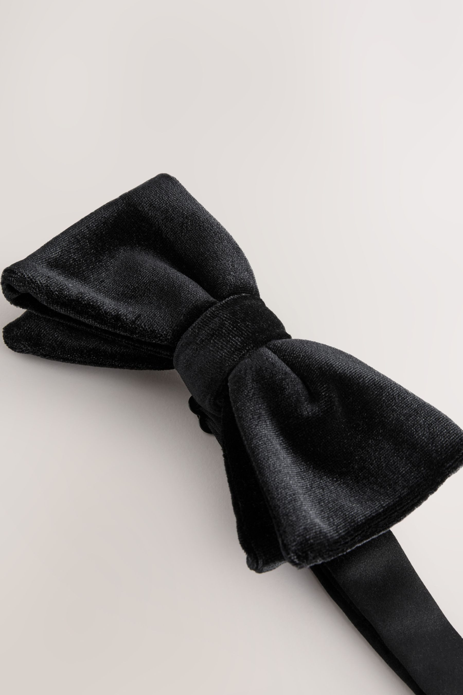 Next Fliege Fertig gebundene Samt-Fliege (1-St) günstig online kaufen