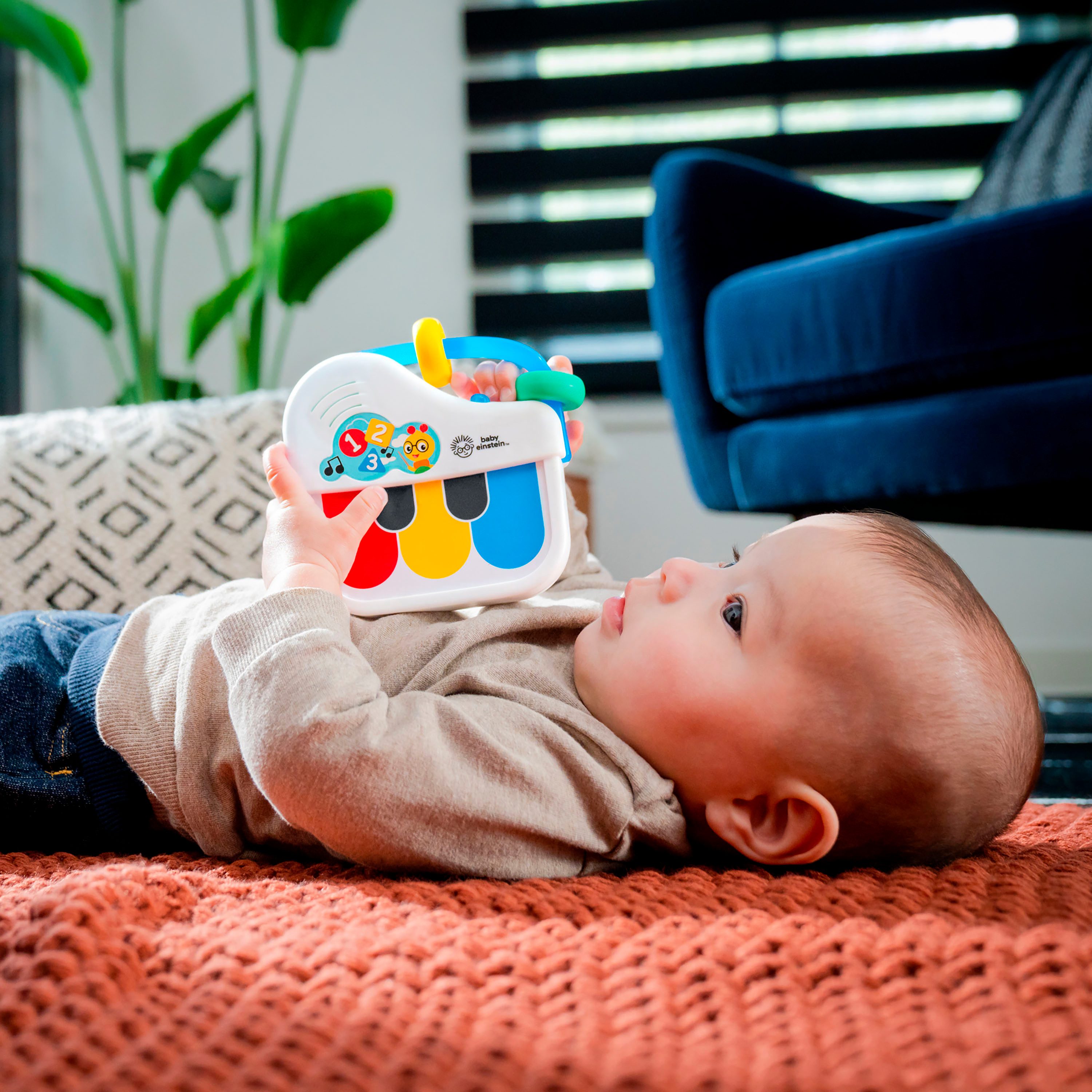 Baby Einstein Spielzeug-Musikinstrument Petit Piano Musical Toy, mit Sound – Bild 4 von 5