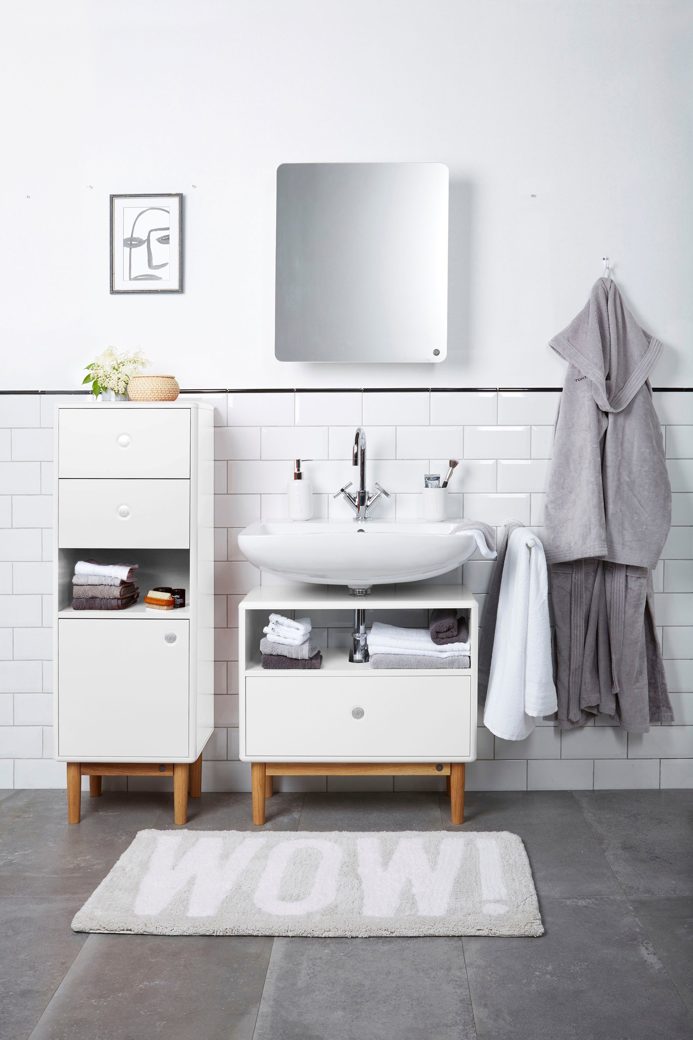 TAILOR white Push-to-Open, Schublade, mit COLOR mit Breite Eiche, Waschbeckenunterschrank cm BATH Füßen mit in brilliant TOM 65 HOME