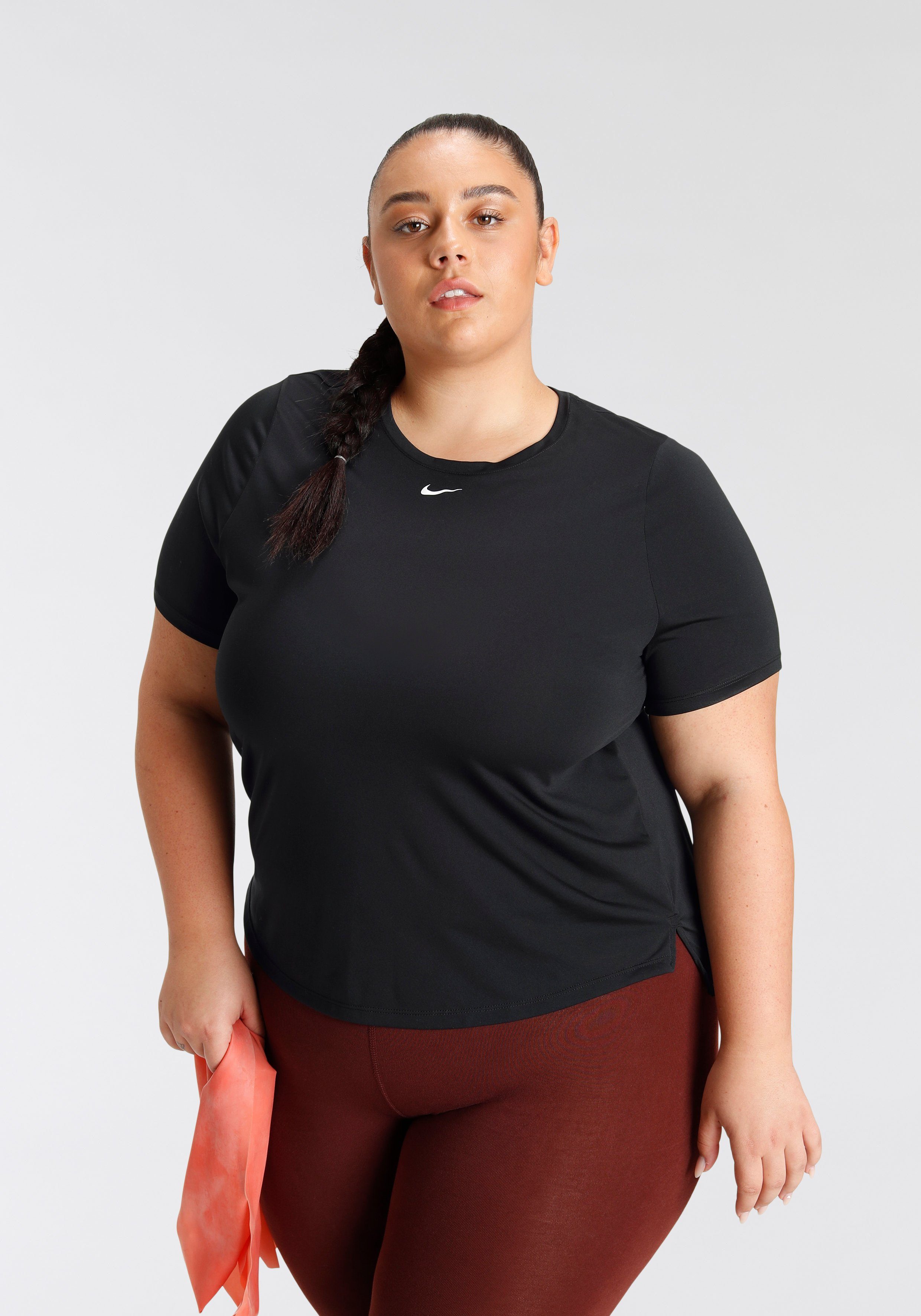 Nike Trainingsshirt Dri-FIT One Women's Standard Fit Short-Sleeve Top (Plus Size)