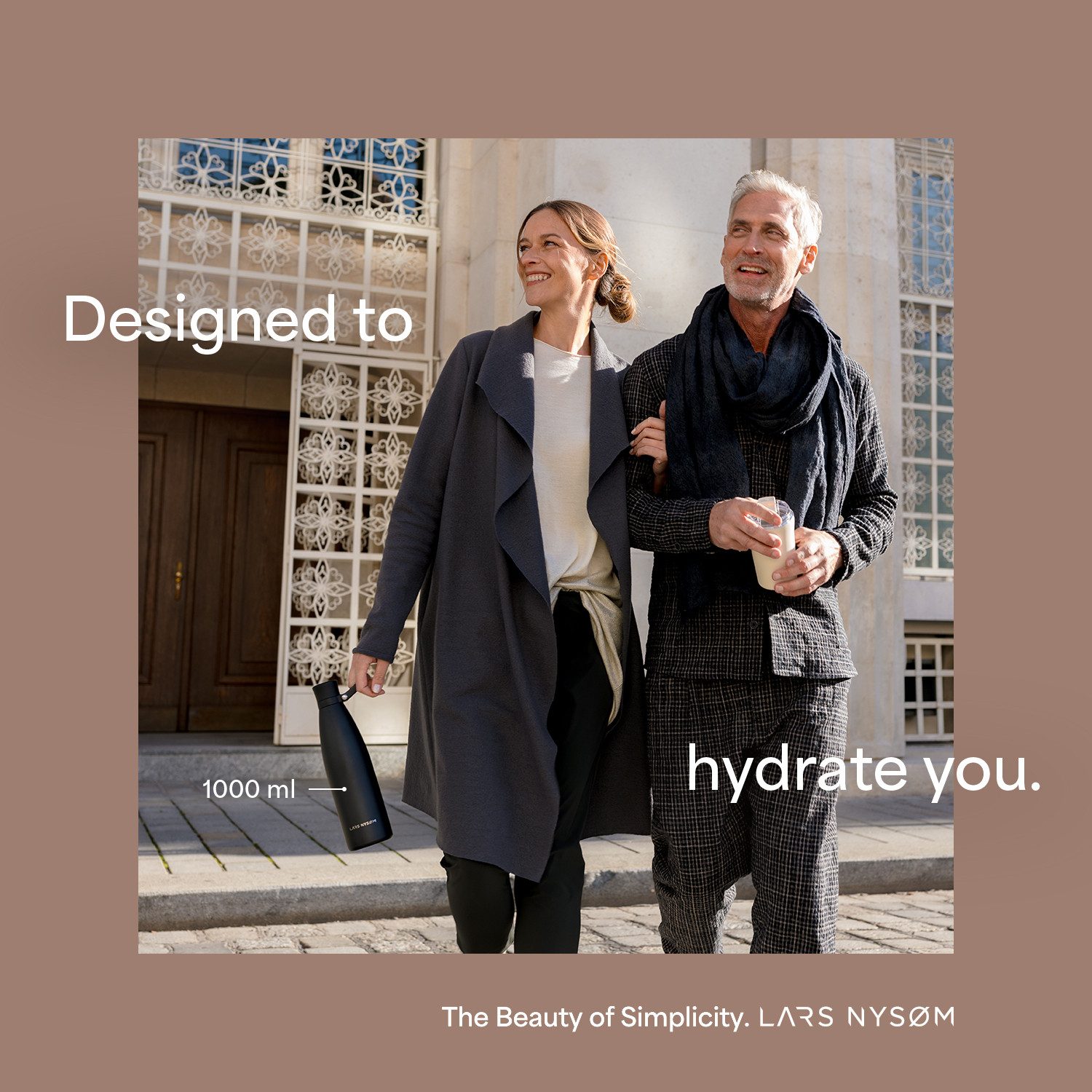 LARS NYSØM Thermoflasche Nåde, Vakuum Isolierung & Trageschlaufe: 12h heiß / 24h kühl