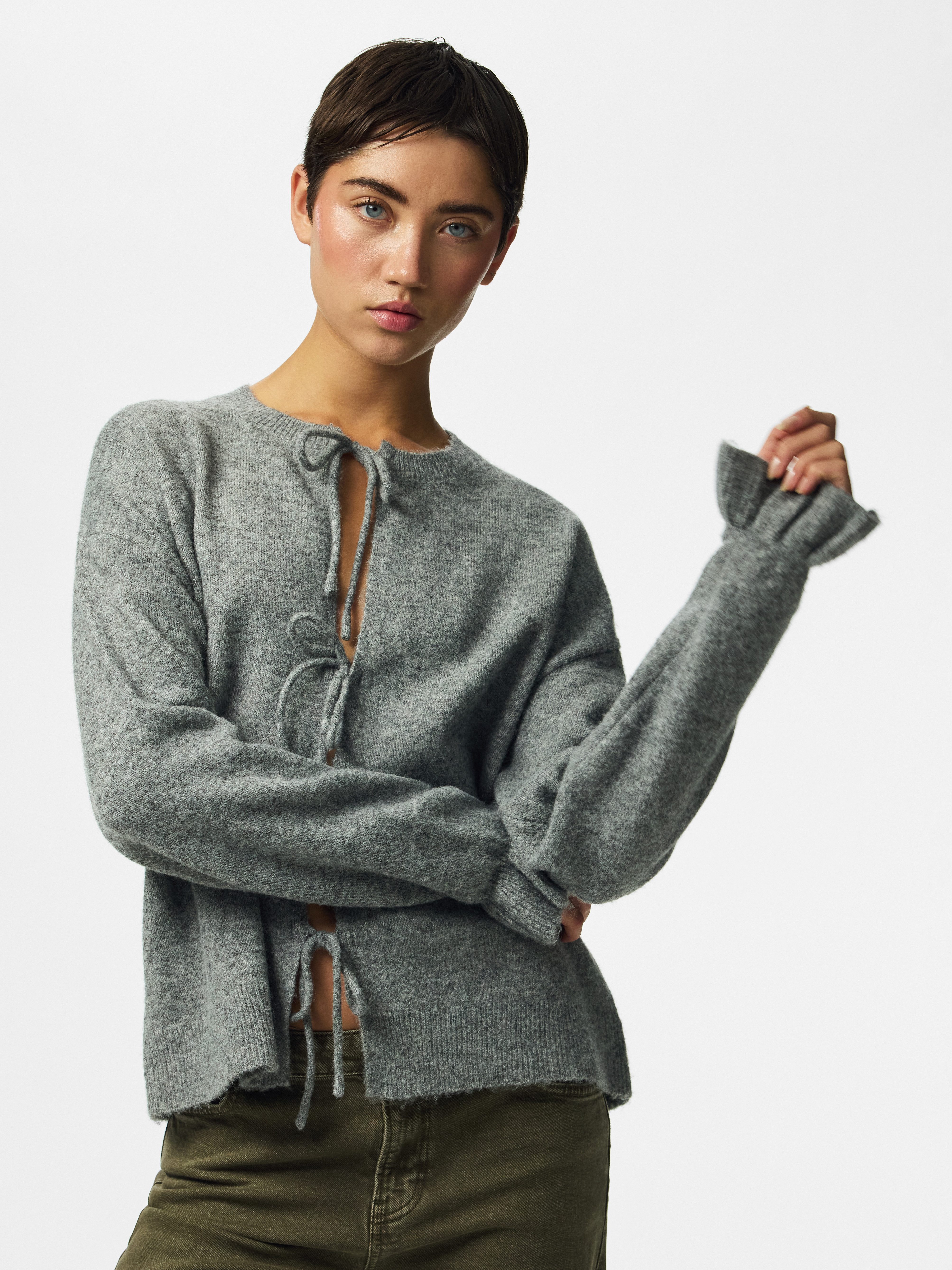 pieces Strickjacke PCSALLY REV FRILL CARDIGAN KNIT NOOS BC Materialmix