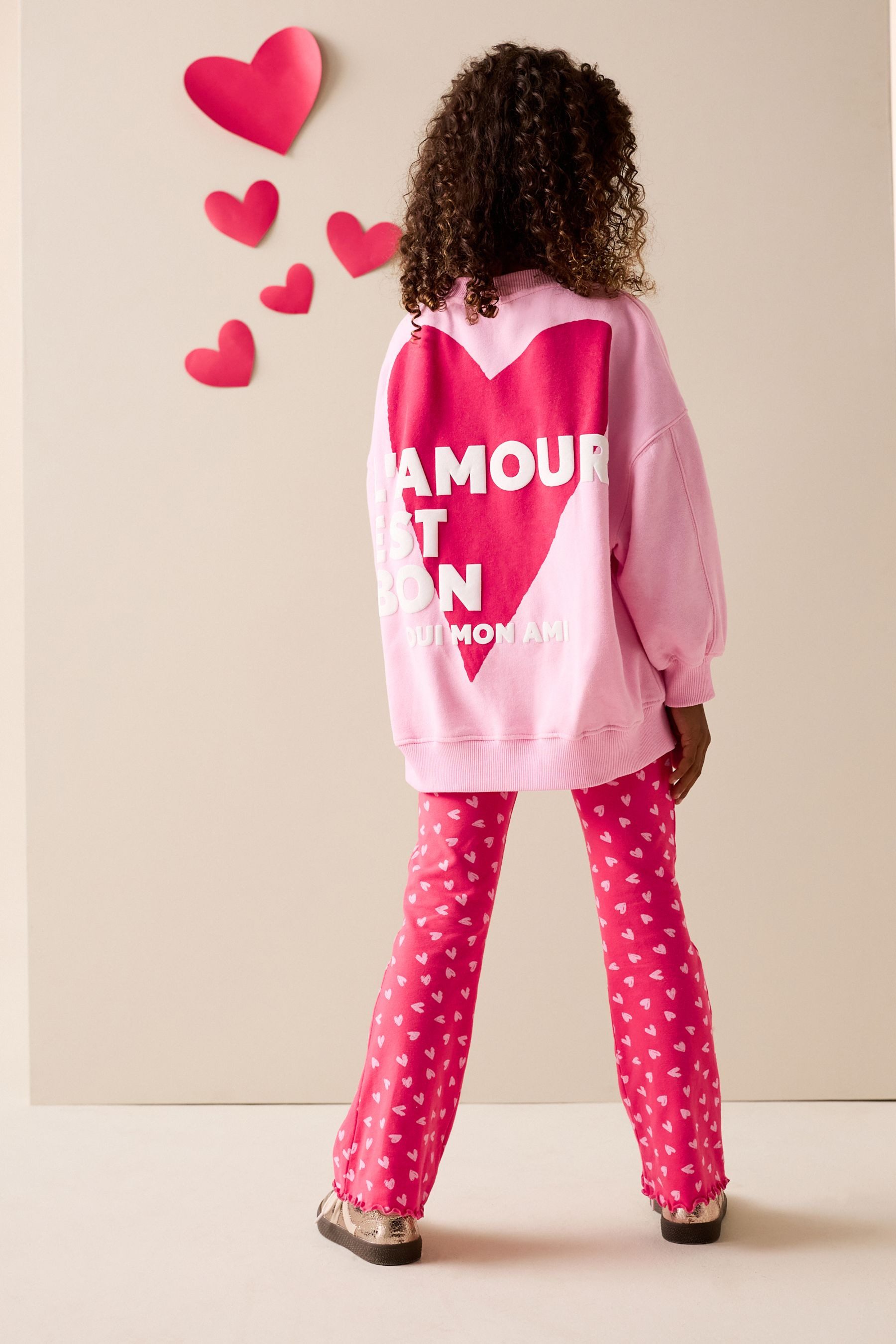 Next Top & Leggings Sweatshirt und ausgestellte Leggings im Set (2-tlg)