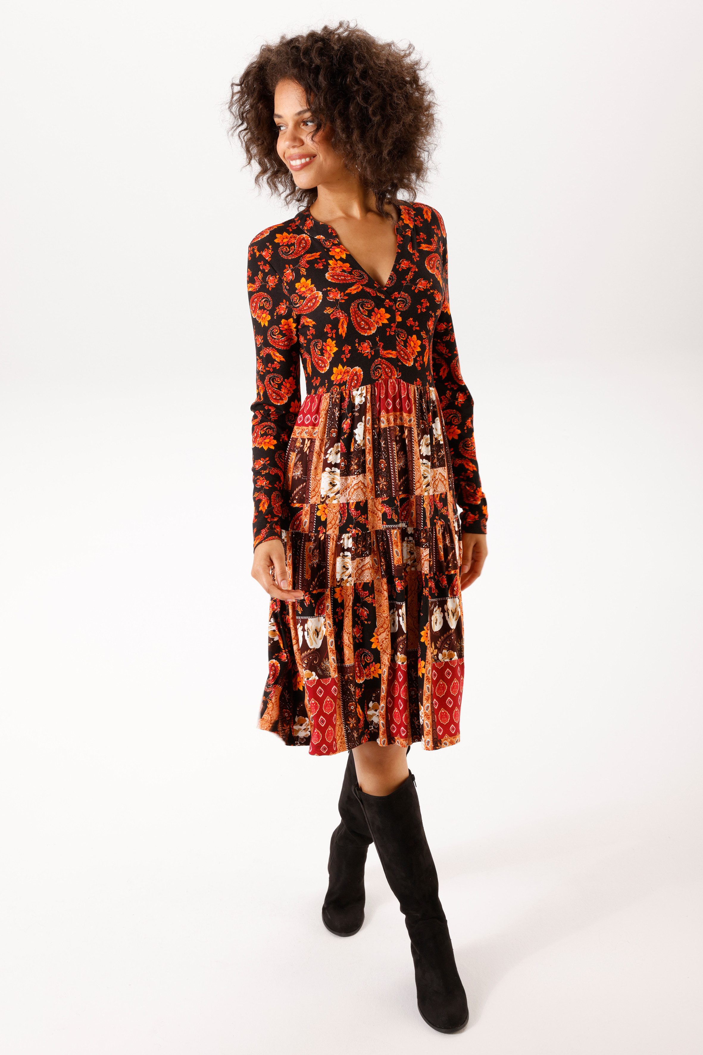 Aniston CASUAL Jerseykleid im farbenfrohen Muster-Mix - NEUE KOLLEKTION – Bild 4 von 5