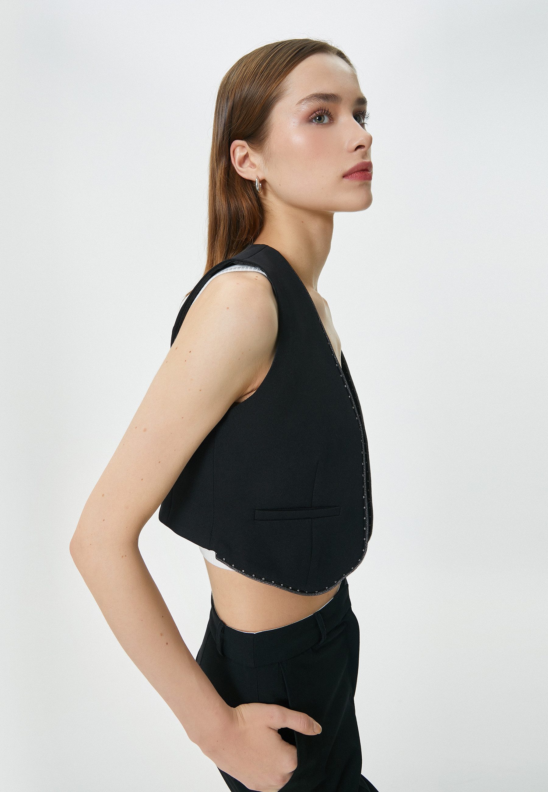 Koton Anzugweste V-Ausschnittkragen Mit Schleifenband Detail Anzugweste