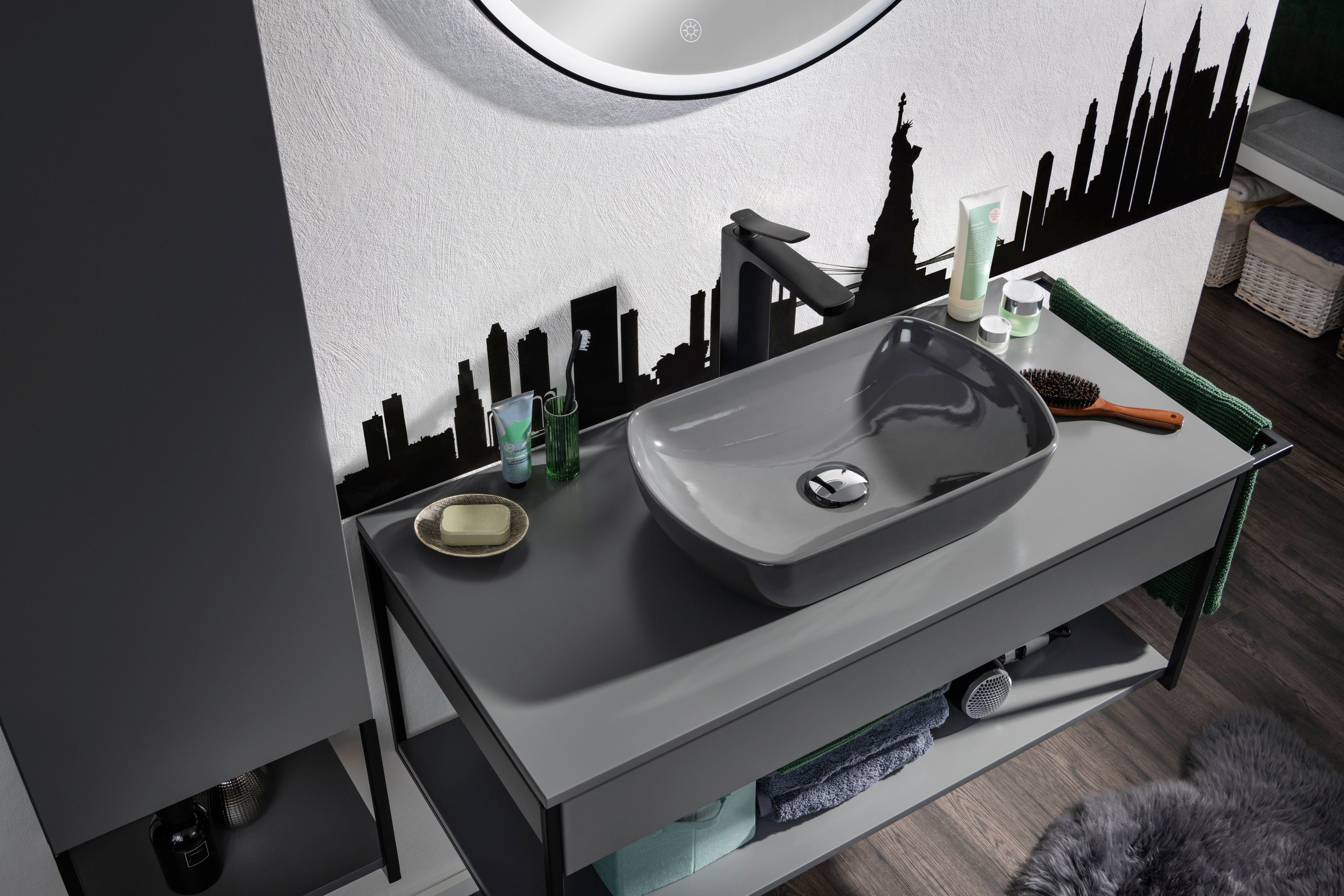 FACKELMANN Aufsatzwaschbecken New York, ovales Design