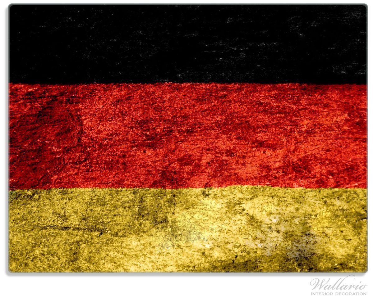 Schneidebrett gold, 1-St), schwarz 4mm, Verwitterte in rot Wallario Deutschland-Fahne Gummifüße rutschfester (inkl. ESG-Sicherheitsglas, 30x40cm
