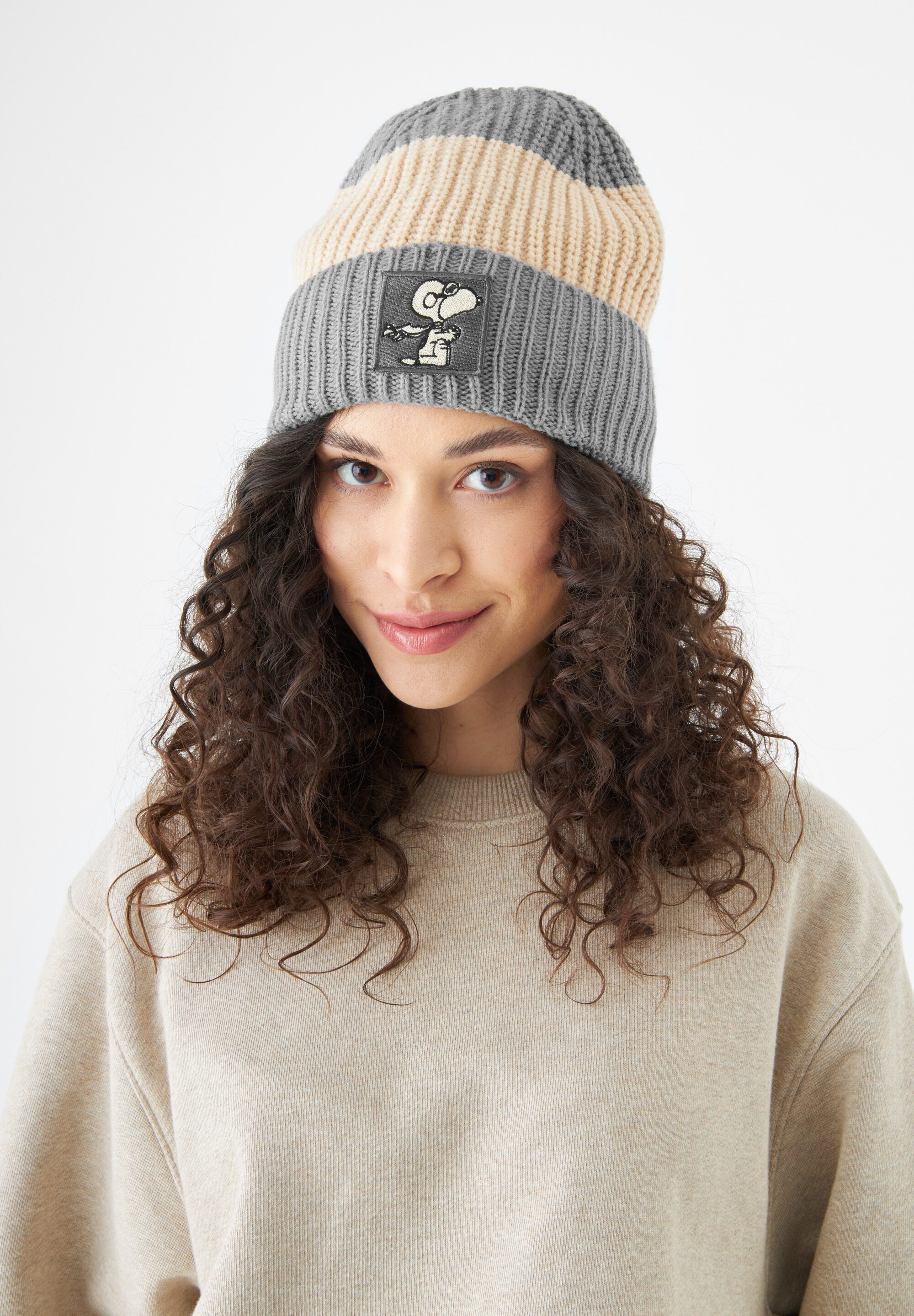 Codello Strickmütze (1-St) in weicher Wollmischung