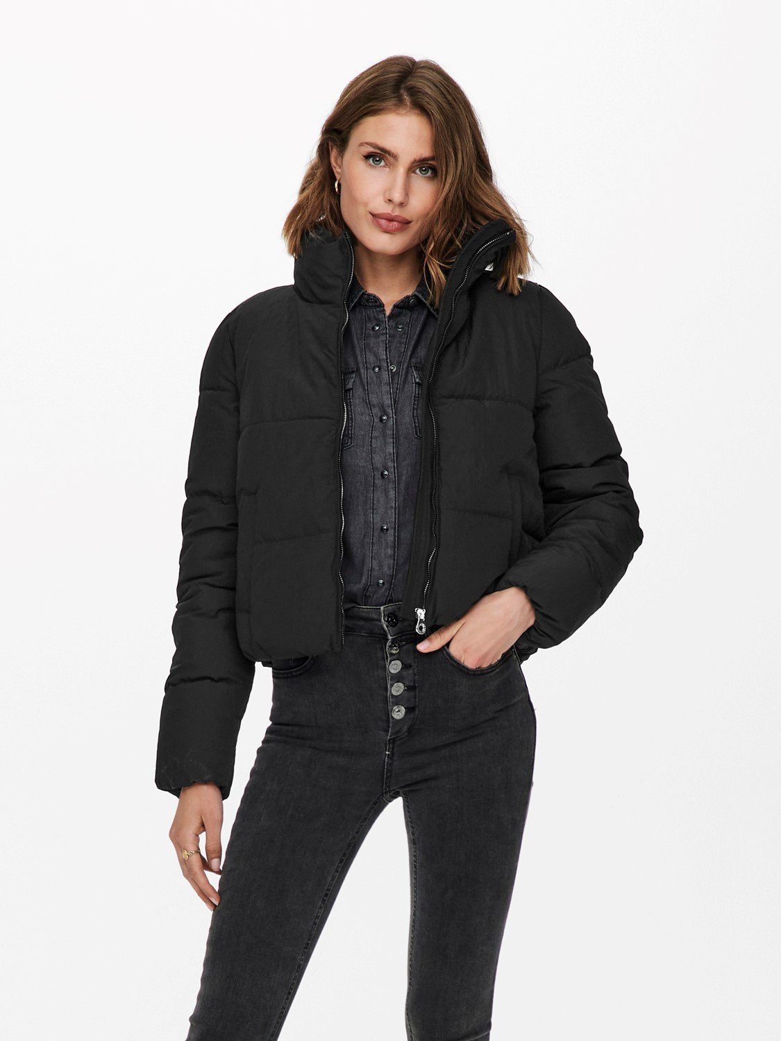 ONLY Steppjacke ONLCAMILLA V-NECK L/S PULLOVER KNT NOOS, Kurze