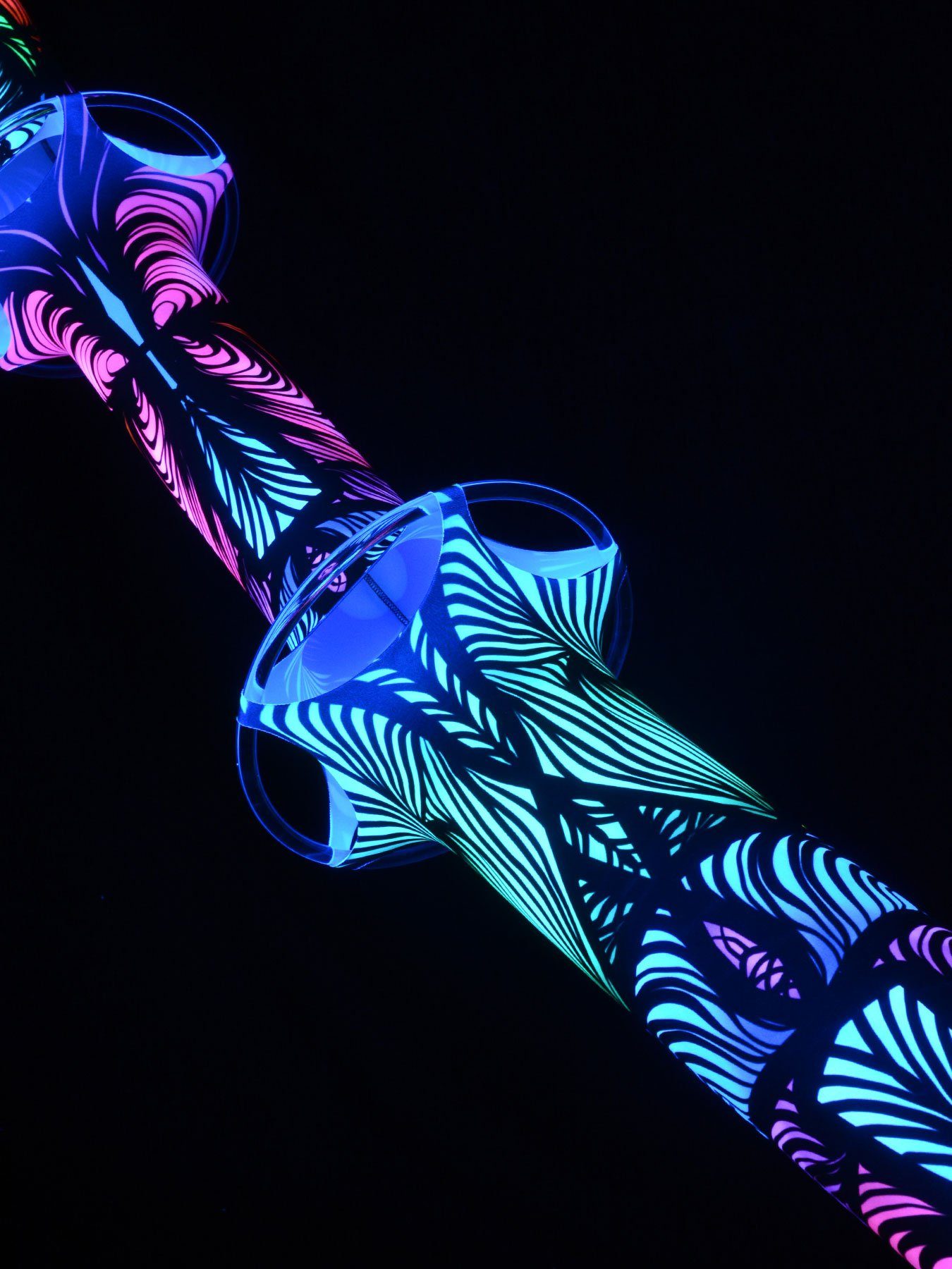Deko Psy UV-aktiv, leuchtet Field PSYWORK Tentakel Neon" Wanddekoobjekt "Magnetic unter Ø Objekt 25cm, Schwarzlicht Schwarzlicht 5m