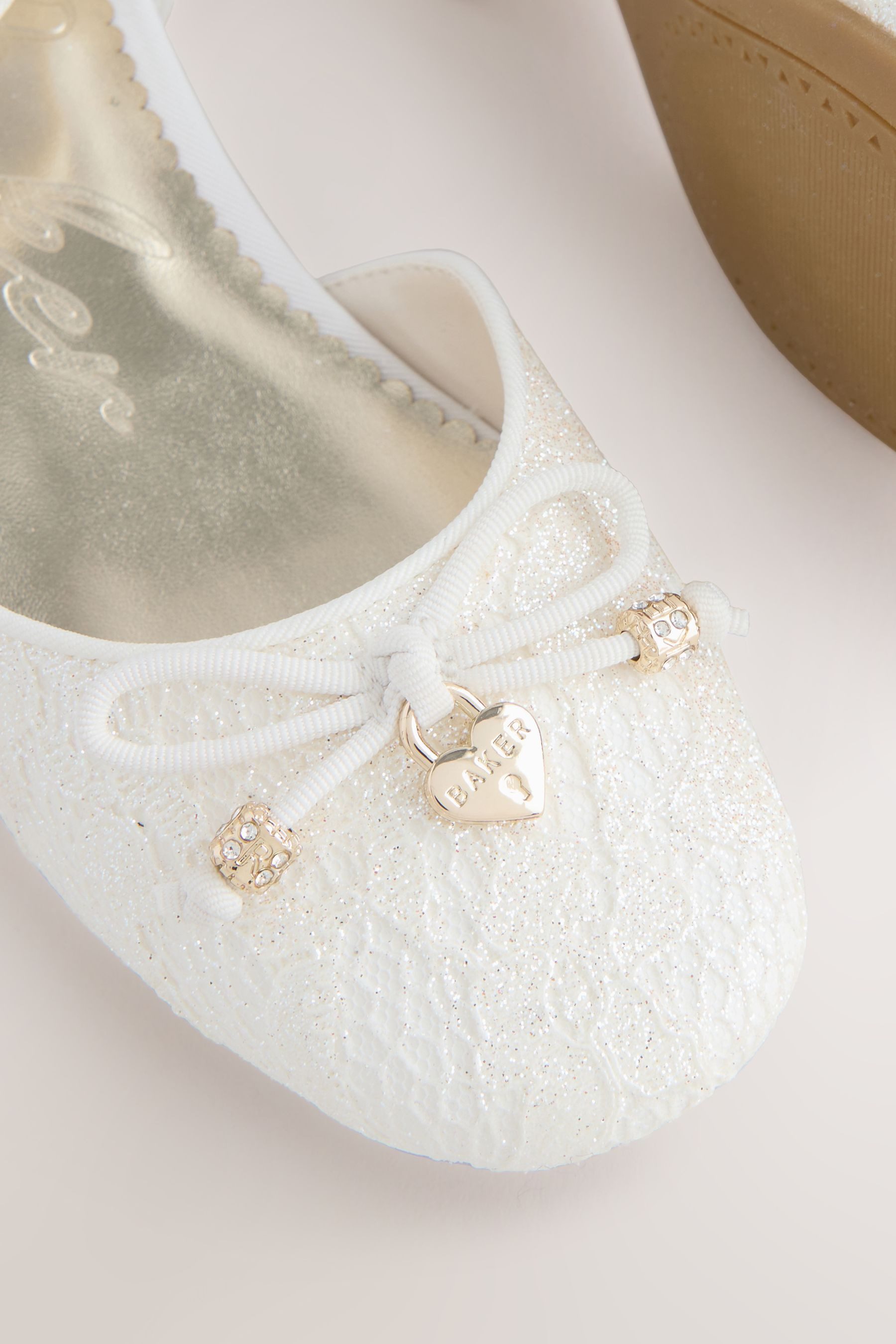 Baker by Ted Baker Baker by Ted Baker festliche Glitzer-Absatzschuhe High-Heel-Pumps (1-tlg)
