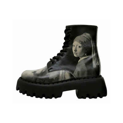 DOGO Girl with A Pearl Earring BW Chelseaboots Vegan