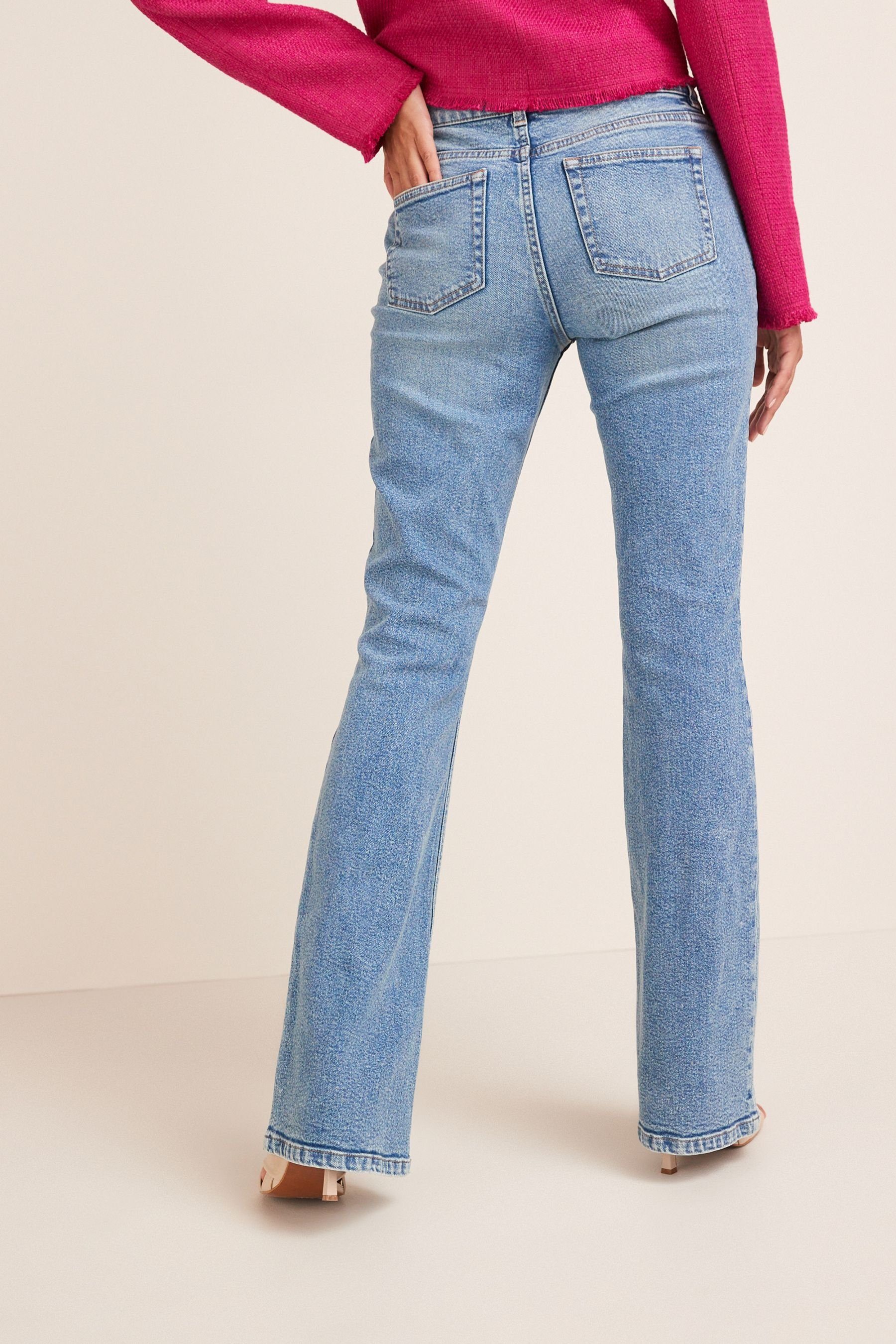 Bein (1-tlg) Stretch-Jeans ausgestelltem Schlagjeans mit Next