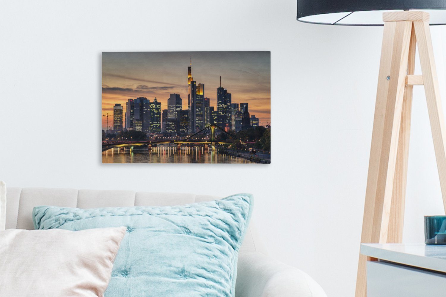 OneMillionCanvasses® Leinwandbild Frankfurter Skyline bei Sonnenuntergang vom Main aus, Deutschland, Fotodruck (1 St), Leinwand Bilder Klein, Wand Dekoration Ae – Bild 3 von 5