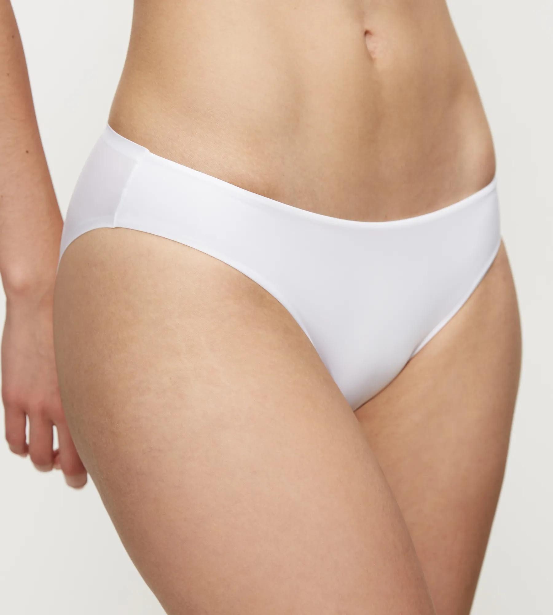 Triumph Tai-Slip Body Make-Up Essentials leicht, glänzend, weicher Griff