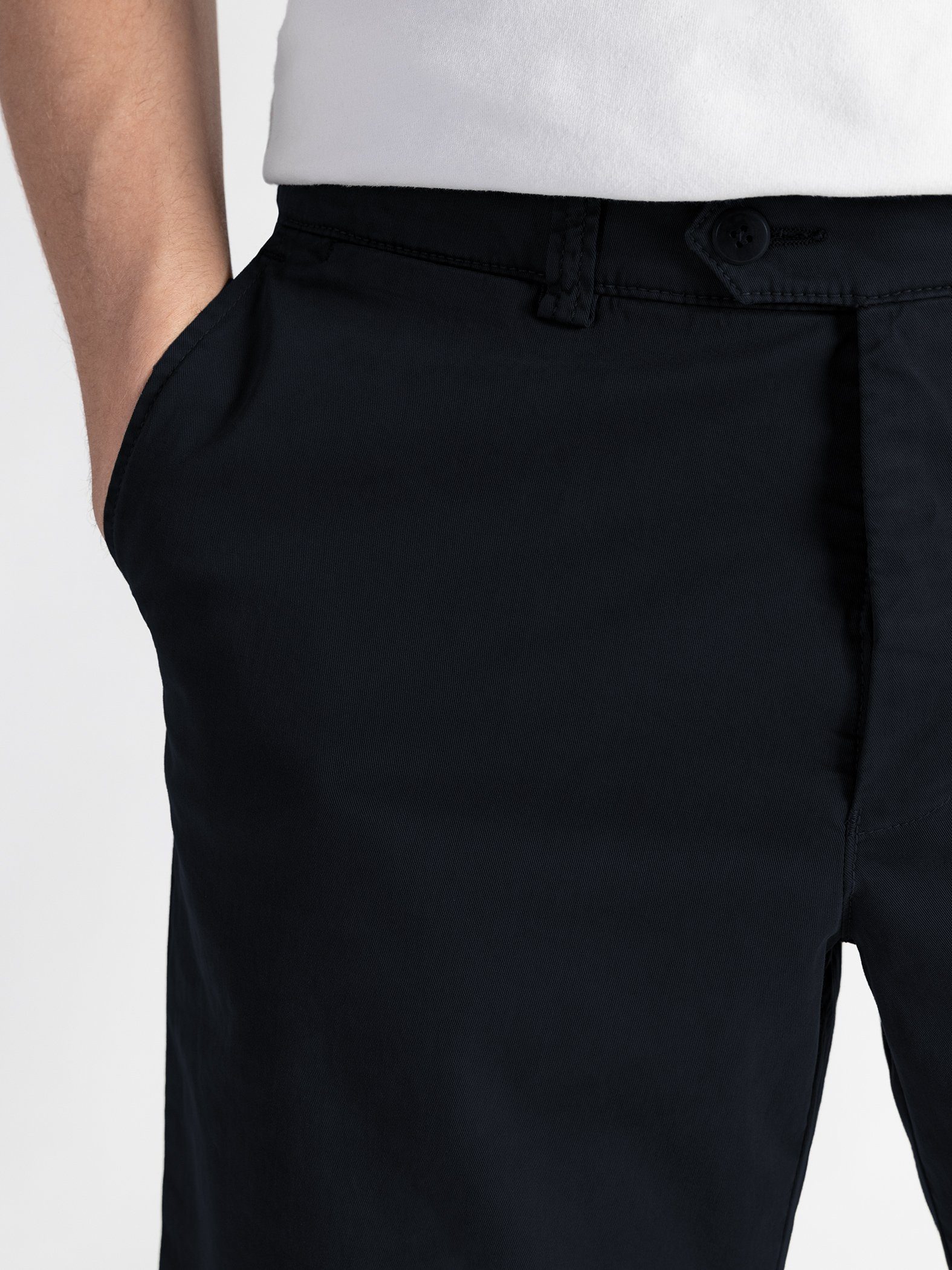 GOTS-zertifiziert Shorts Dunkelblau Shorts TwoMates mit Farbauswahl, elastischem Bund,