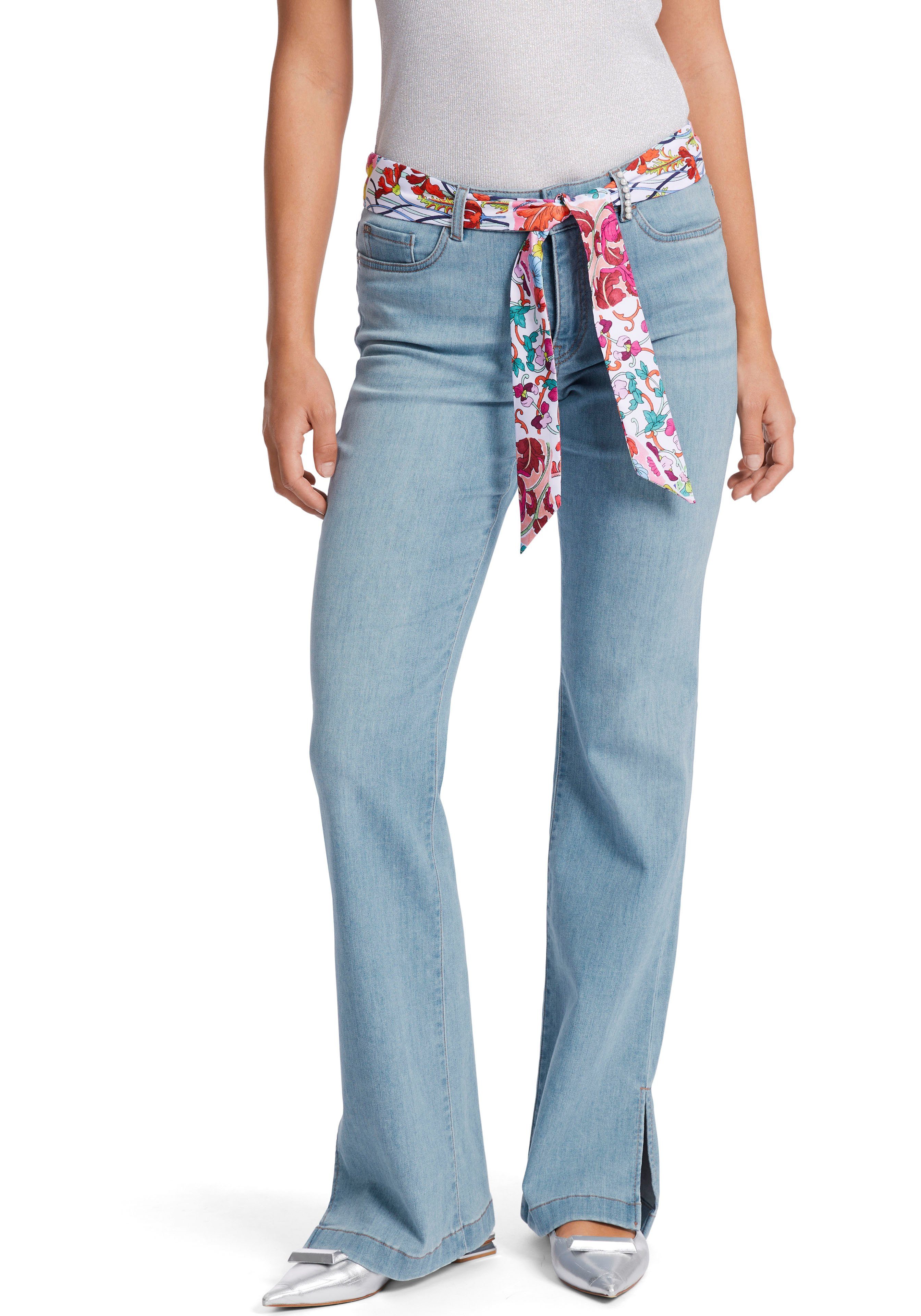 Marc Cain Bootcut-Jeans FARO Flower Vichy Premium Damenmode Modell FARO mit Seitenschlitzen