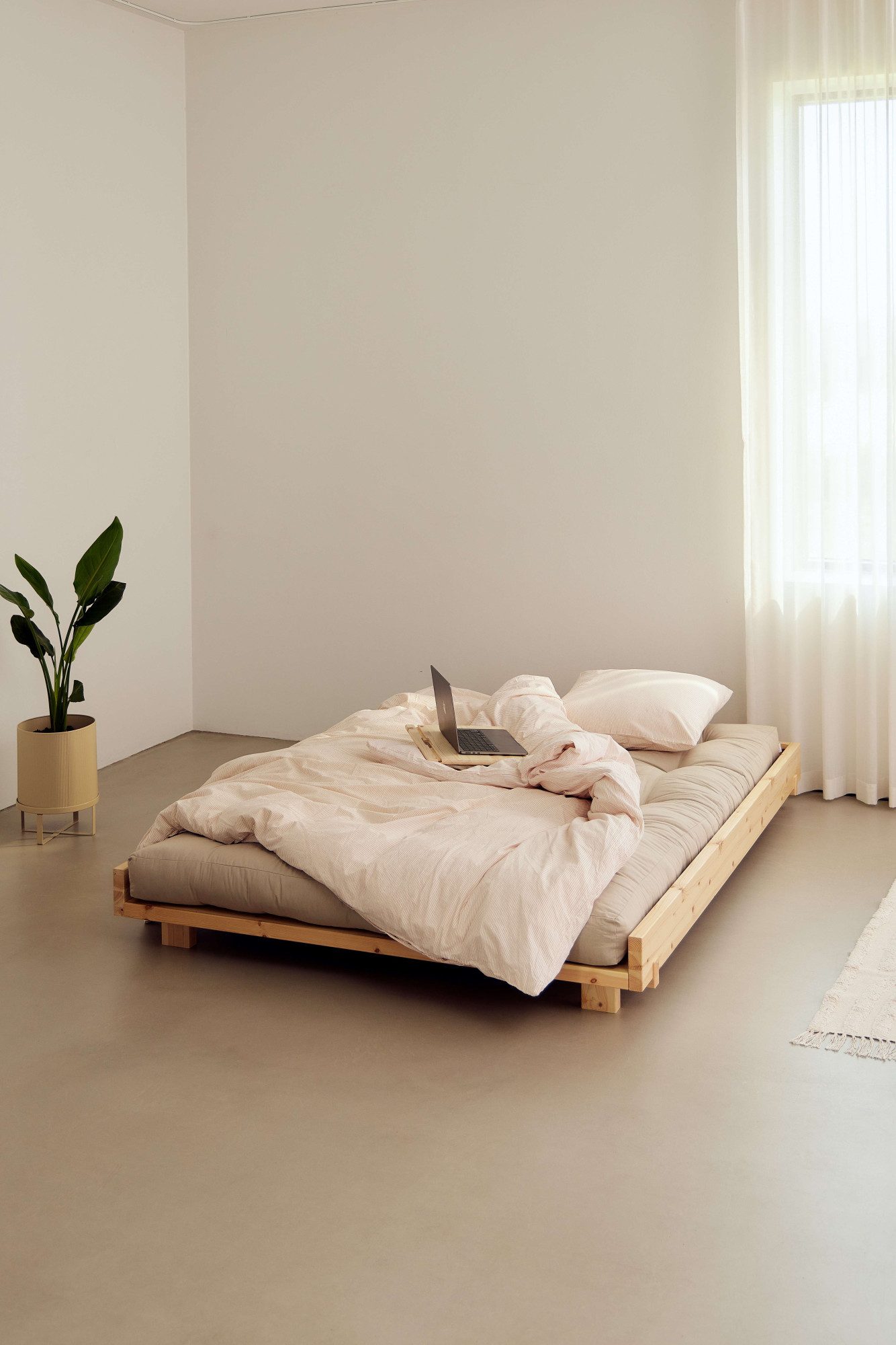 Karup Design Bettgestell Social Bed, ohne Matratze, FSC®-zertifiziertes Massivholz, wahlweise mit oder ohne verstellbares Zubehör, Bett in mehreren Größen