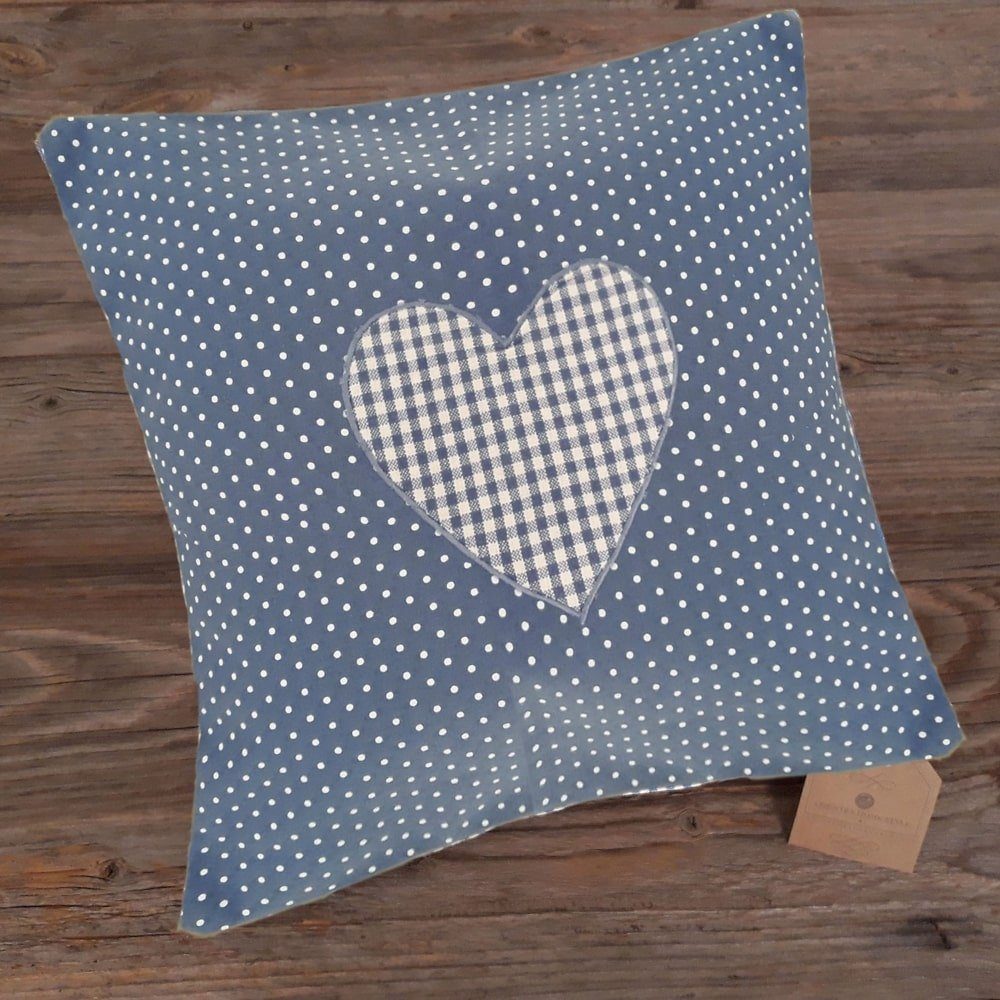 matches21 HOME & HOBBY Kissenbezüge Kissen-Bezug 30x30 cm Herz blau gepunkt günstig online kaufen
