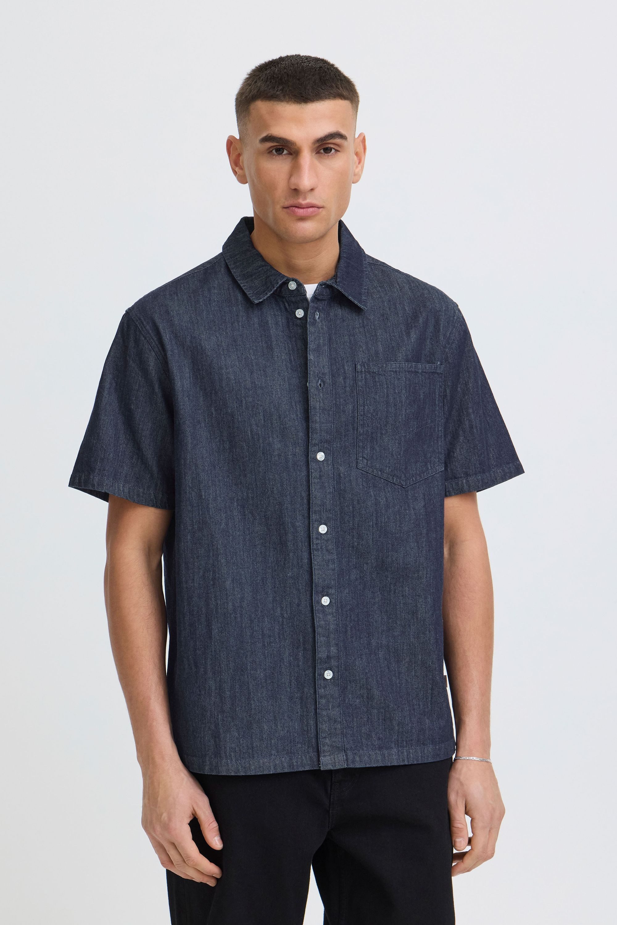 !Solid Jeanshemd SDRogue Kurzärmliges Jeanshemd mit aufgesetzter Brusttasche