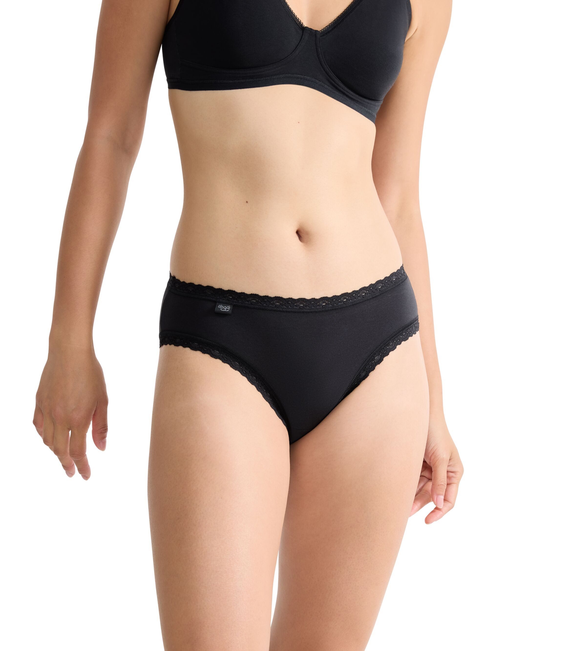 sloggi Hipster 24/7 Cotton Lace (3er Pack) aus zarter Spitze, elastisch, feminin