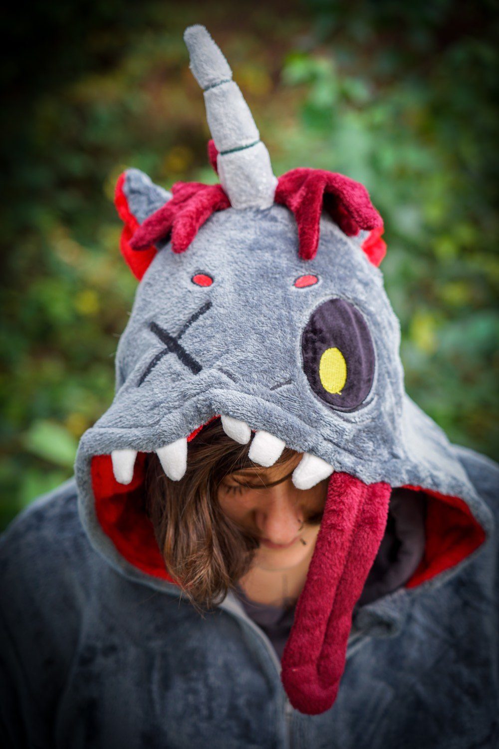 Corimori Jumpsuit Flauschiges Zombie Einhorn Kostüm für Kinder mit Haarreif,  Karneval (2-tlg) Jumpsuit, Fasching, Kigurumi, Halloween, Grusel Zombie Einhorn "Doomy"