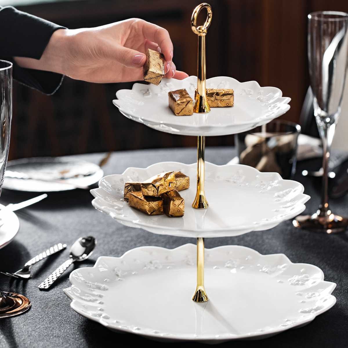 Villeroy & Boch Frühstücks-Geschirrset Toy's Delight Royal Classic Weihnachtsgeschirr, Porzellan, 6-tlg.