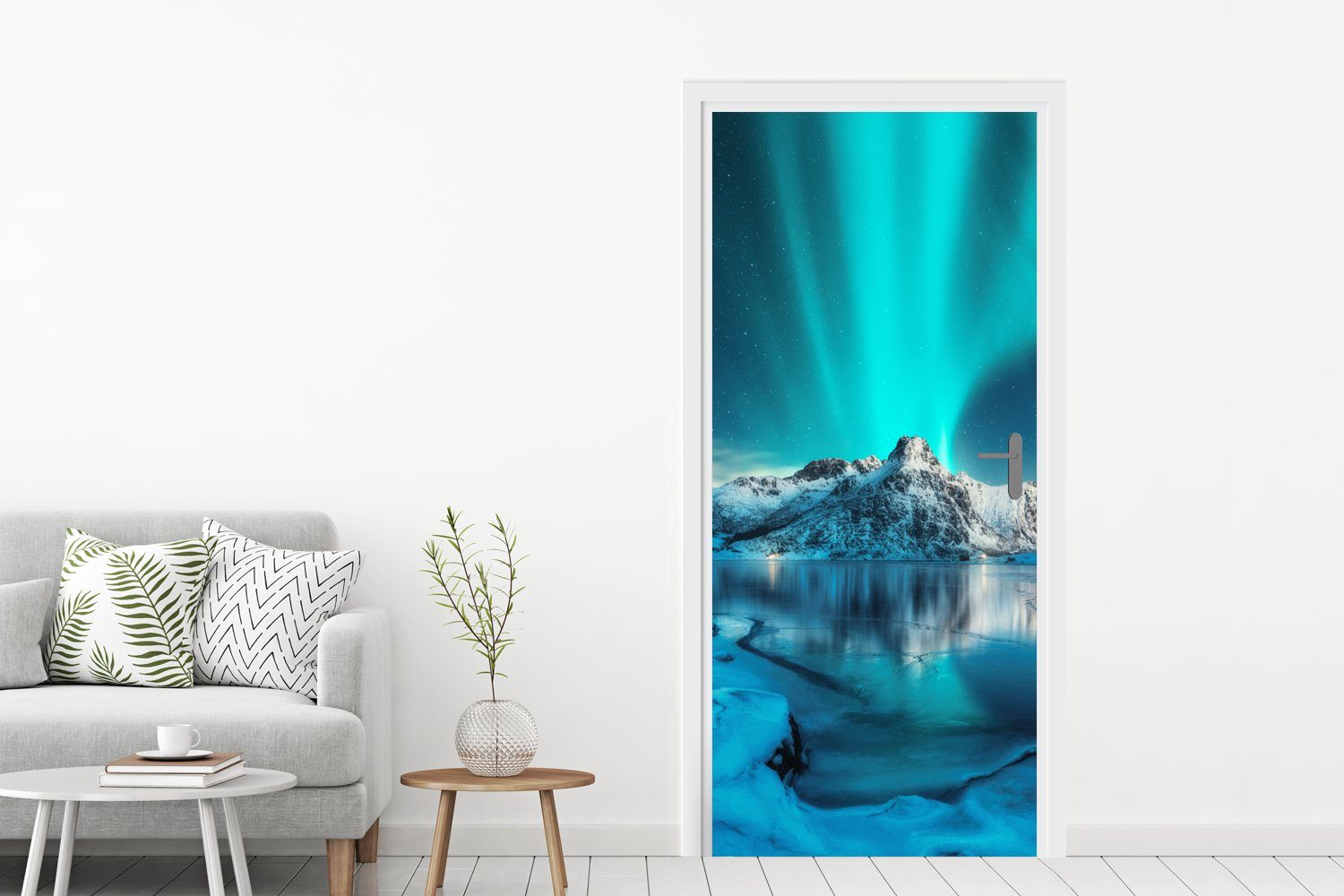 MuchoWow Türtapete Nordlicht - Eis - Schnee - Norwegen - Blau - Berge, Matt, bedruckt, (1 St), Selbstklebende Tapete, Folie für Möbel, 75x205 cm
