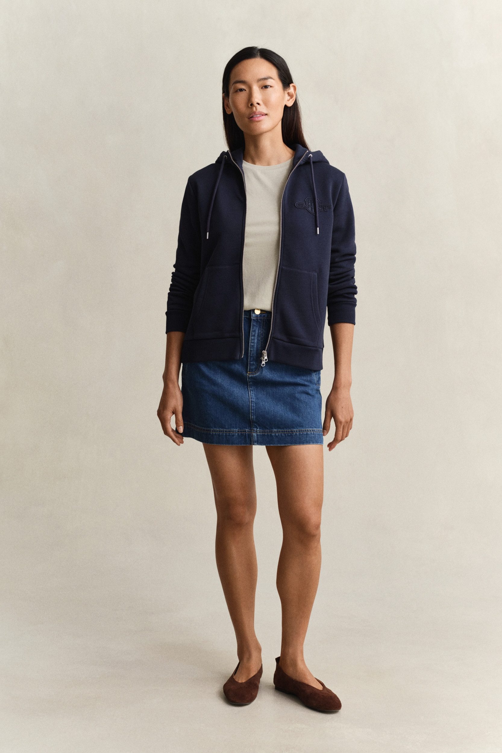 Gant Sweatshirt REG TONAL SHIELD ZIP HOODIE – Bild 5 von 5