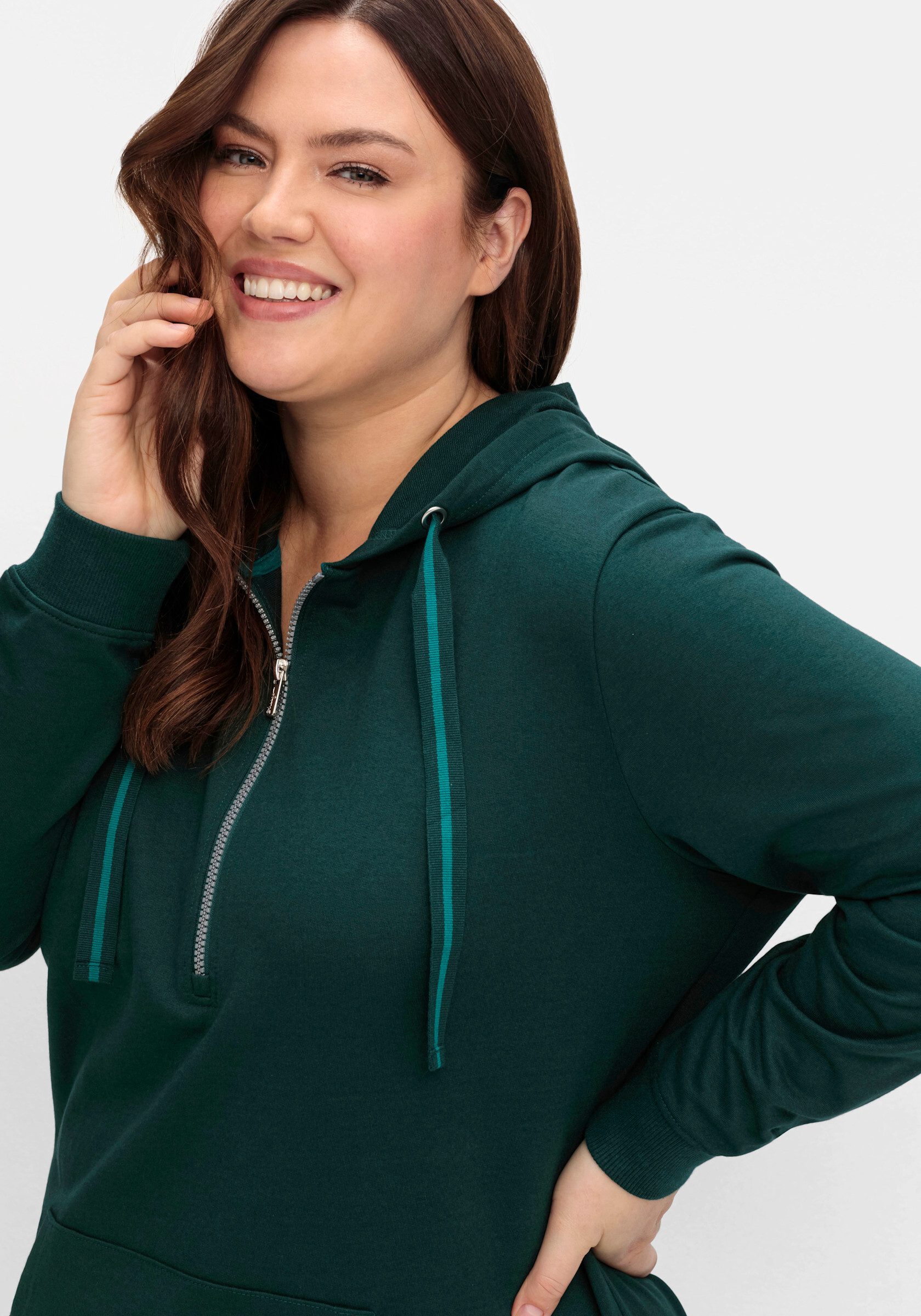 Sheego T-Shirt Sweatkleid . mit Kapuze und Kängurutasche günstig online kaufen