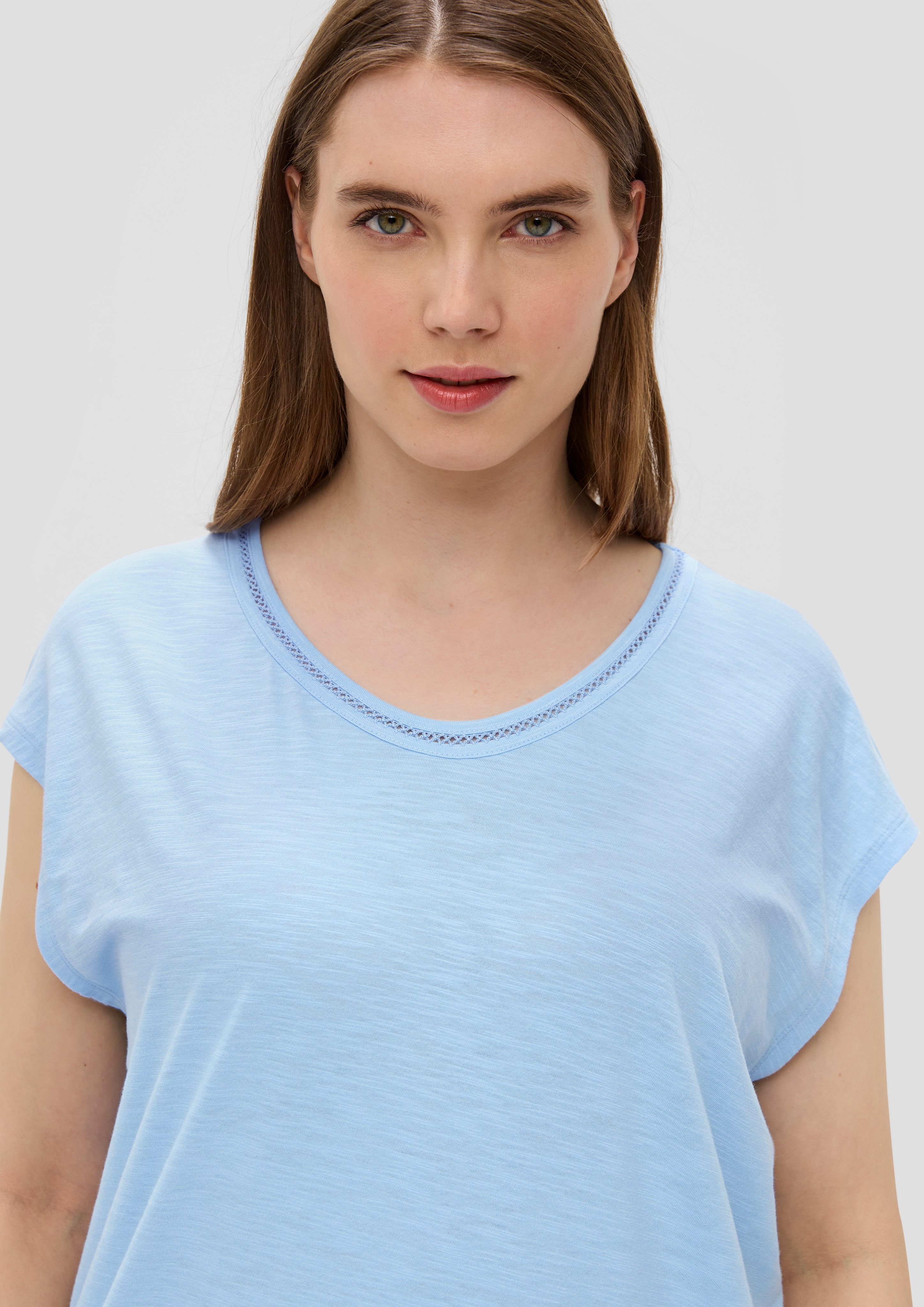 s.Oliver Kurzarmshirt T-Shirt mit V-Ausschnitt im günstig online kaufen