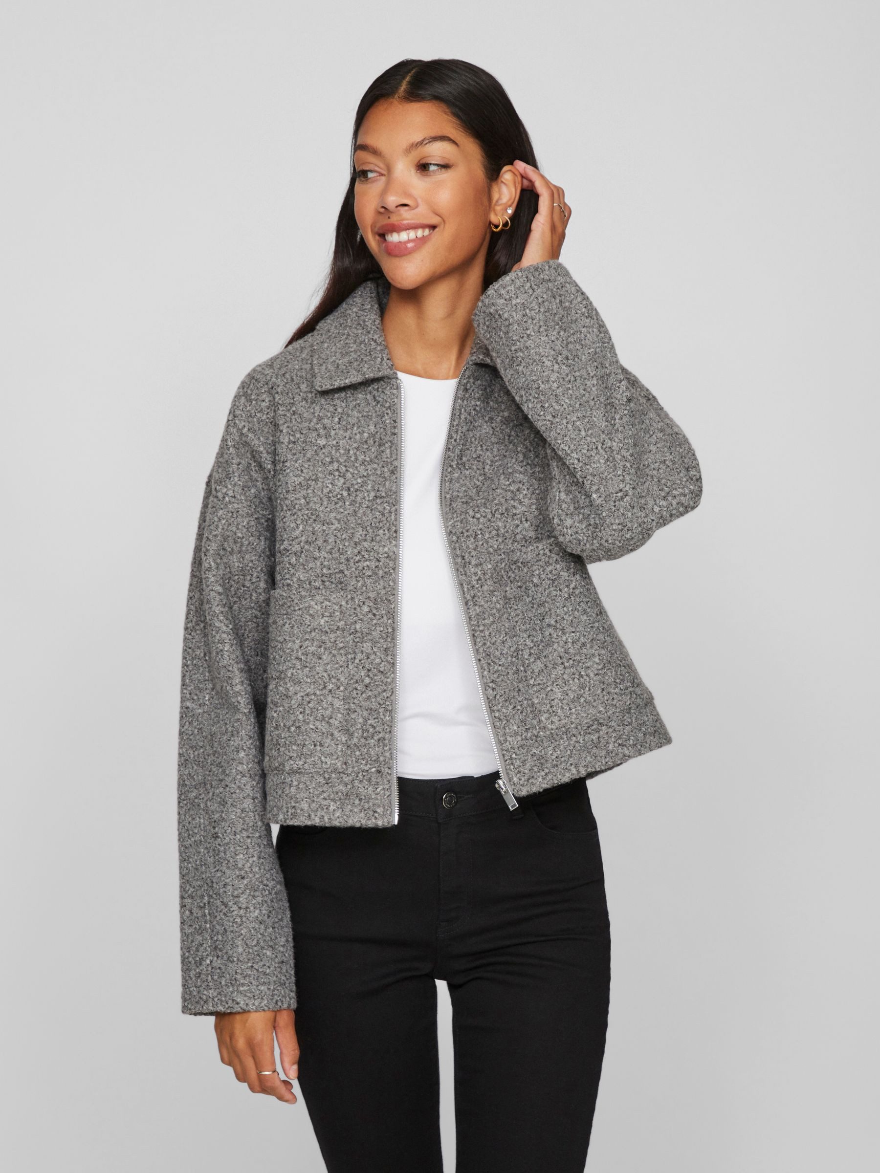 Vila Blouson Kuschelweiches Design mit Taschen günstig online kaufen
