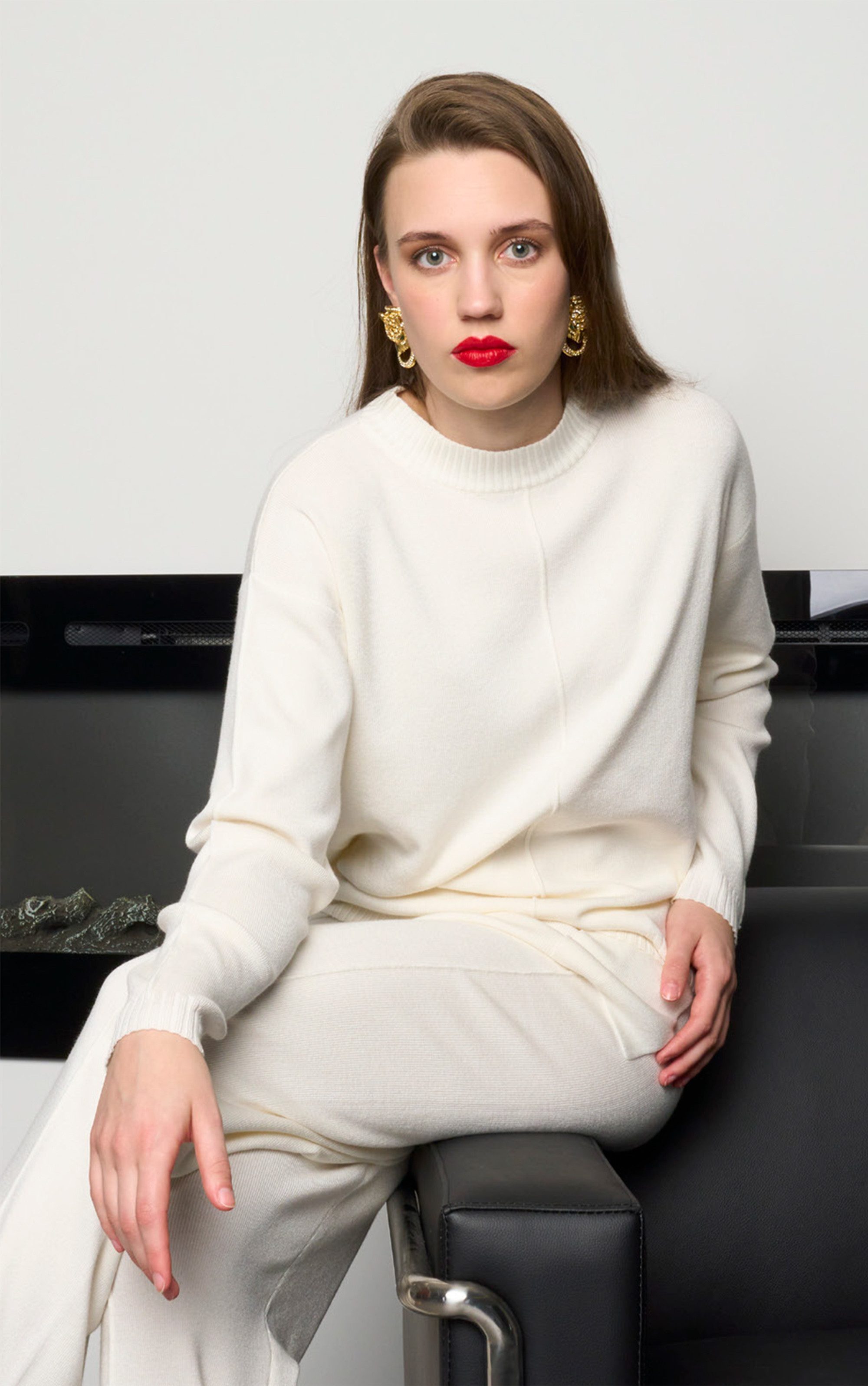 Strickpullover mit geripptem Stehkragen