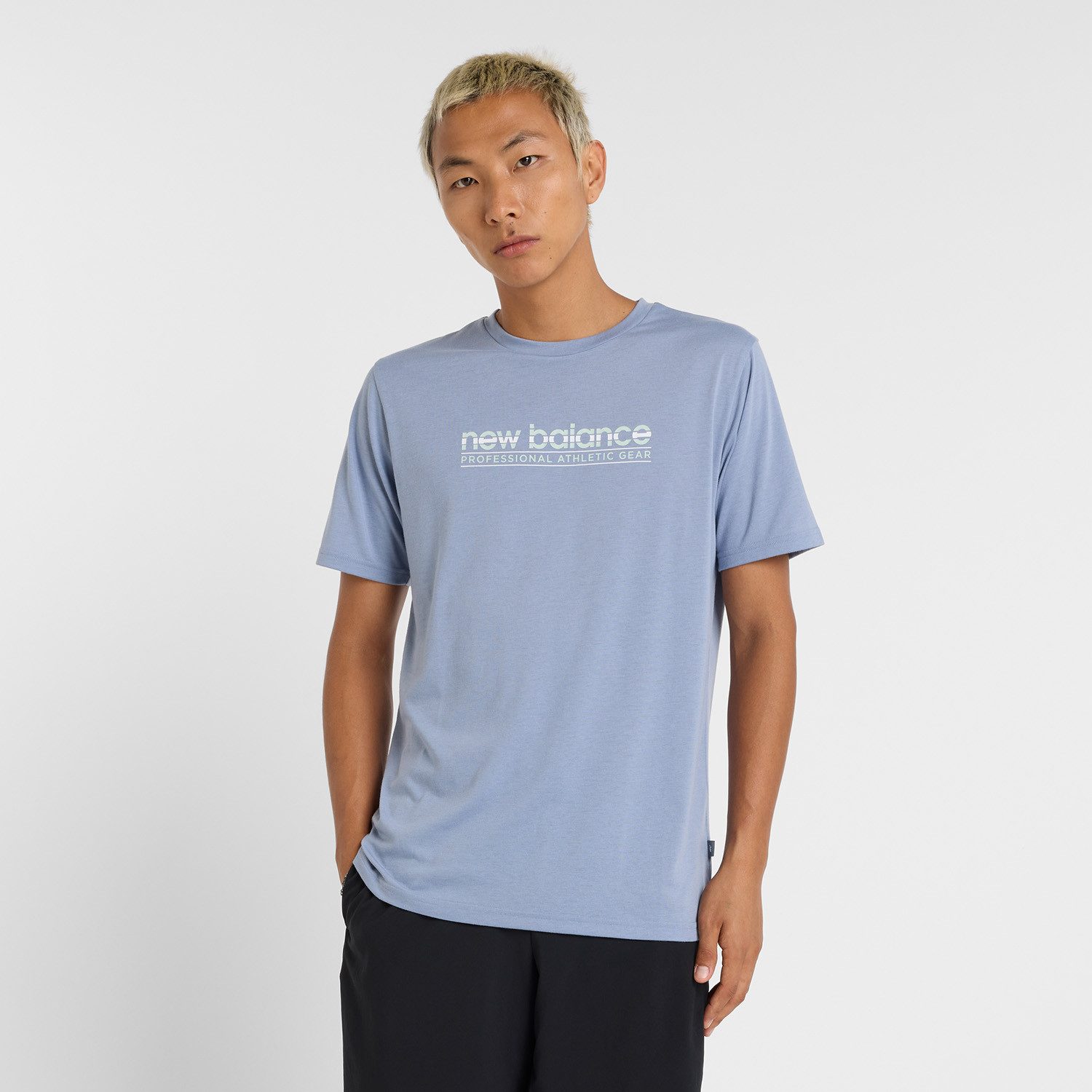 New Balance Laufshirt Heathertech Athletic Gear T-Shirt für Laufen und Fitness, in den Größen S bis XXL erhältlich