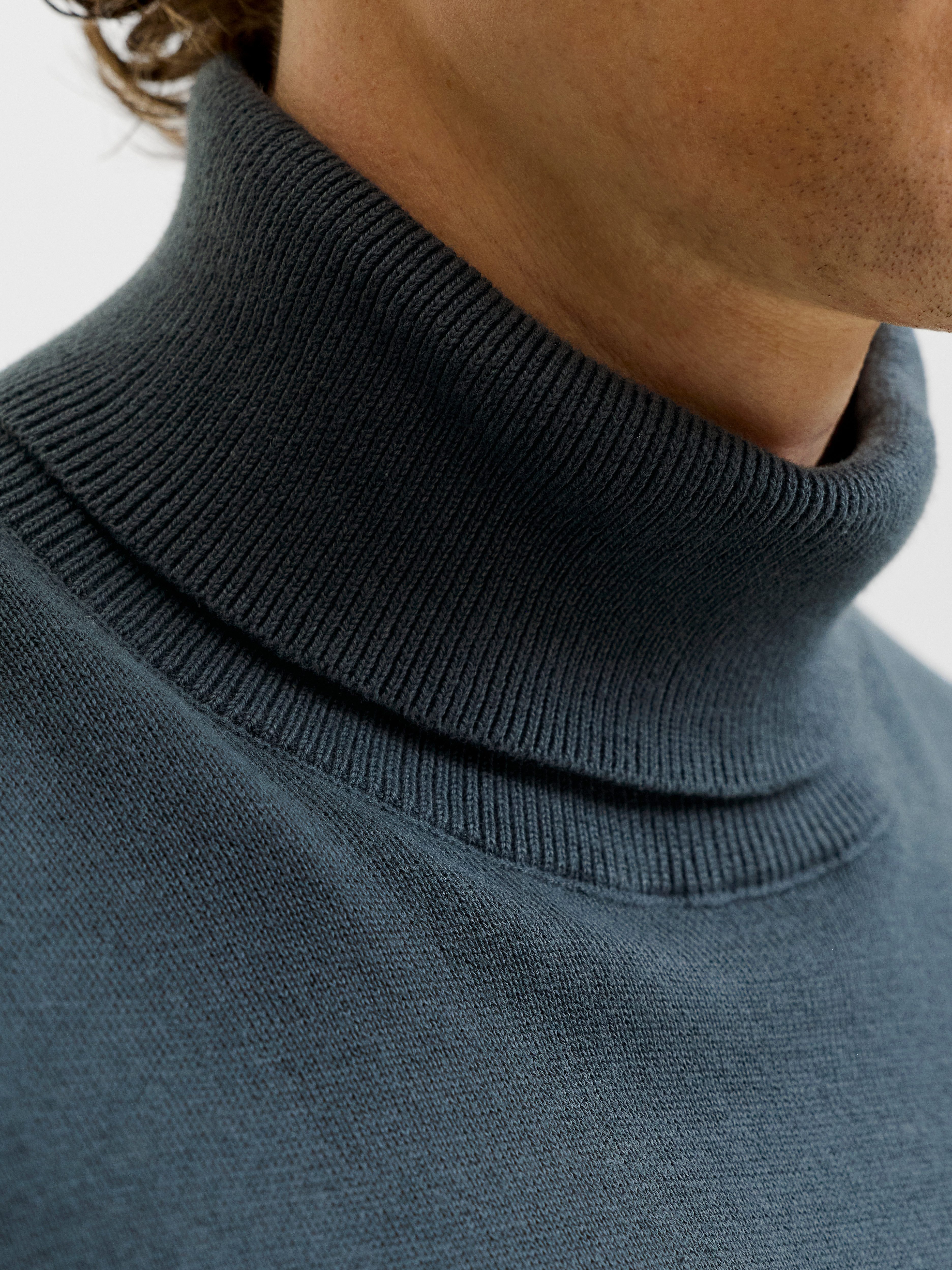 Jack & Jones Rollkragenpullover JJEBASIC mit hohem Tragekomfort Baumwolle, regular fit