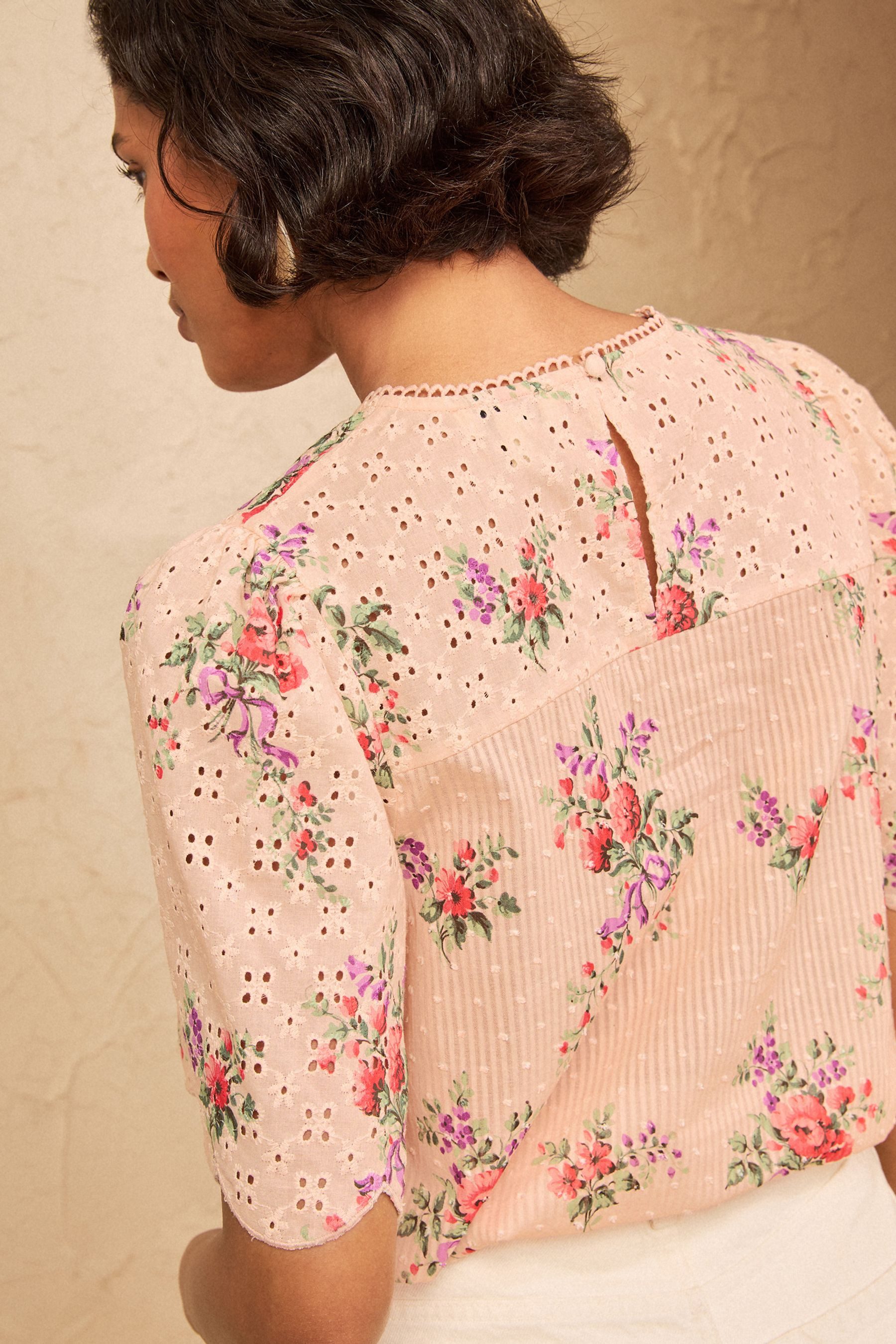 Love & Roses Kurzarmbluse Love & Roses Bluse mit Lochstickerei, Regular (1-tlg) – Bild 2 von 5