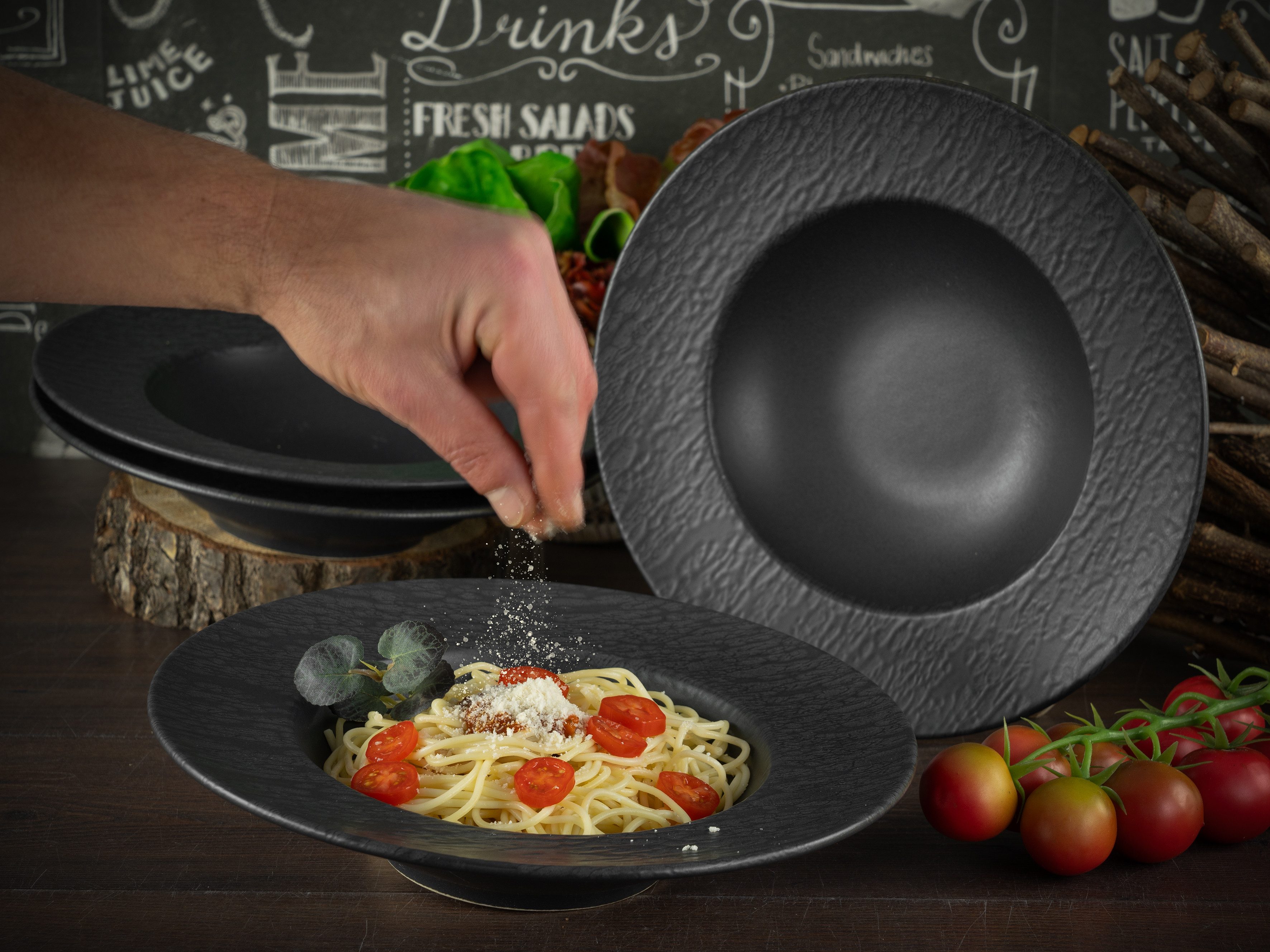 CreaTable Pastateller Schiefer Black, Pasta Gourmetteller Set 4-tlg, (4 St), Teller Set, Seidenmatte Spezialglasur, Ausdruckstarkes Relief
