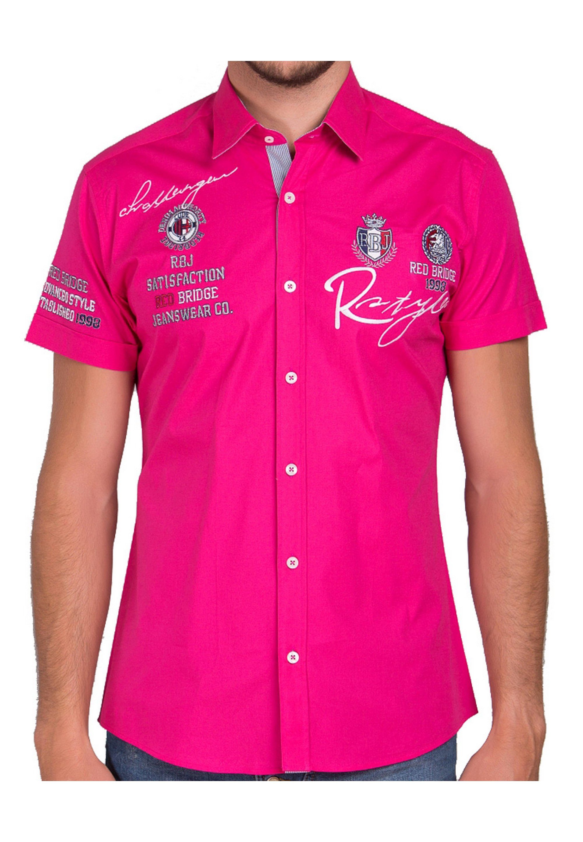 RedBridge Kurzarmhemd Irvine im Slim Fit-Schnitt mit Stickerei