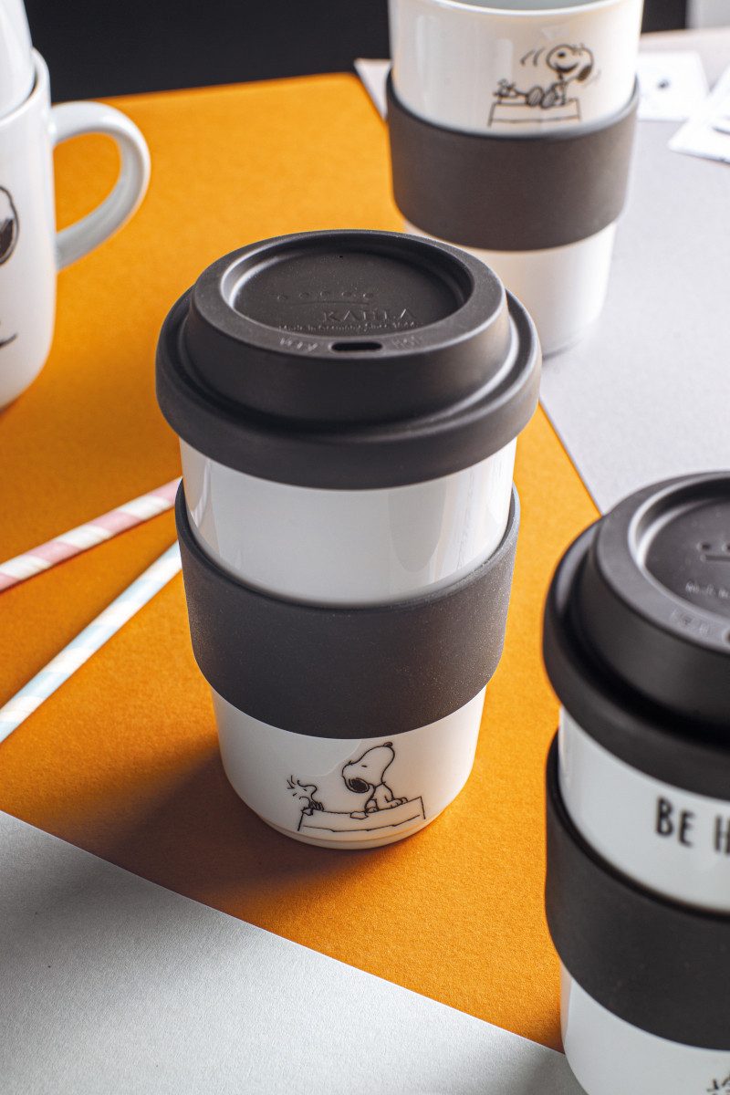 KAHLA Becher Peanuts Look-out Becher + Trinkdeckel + Banderole 0,4l, Porzellan