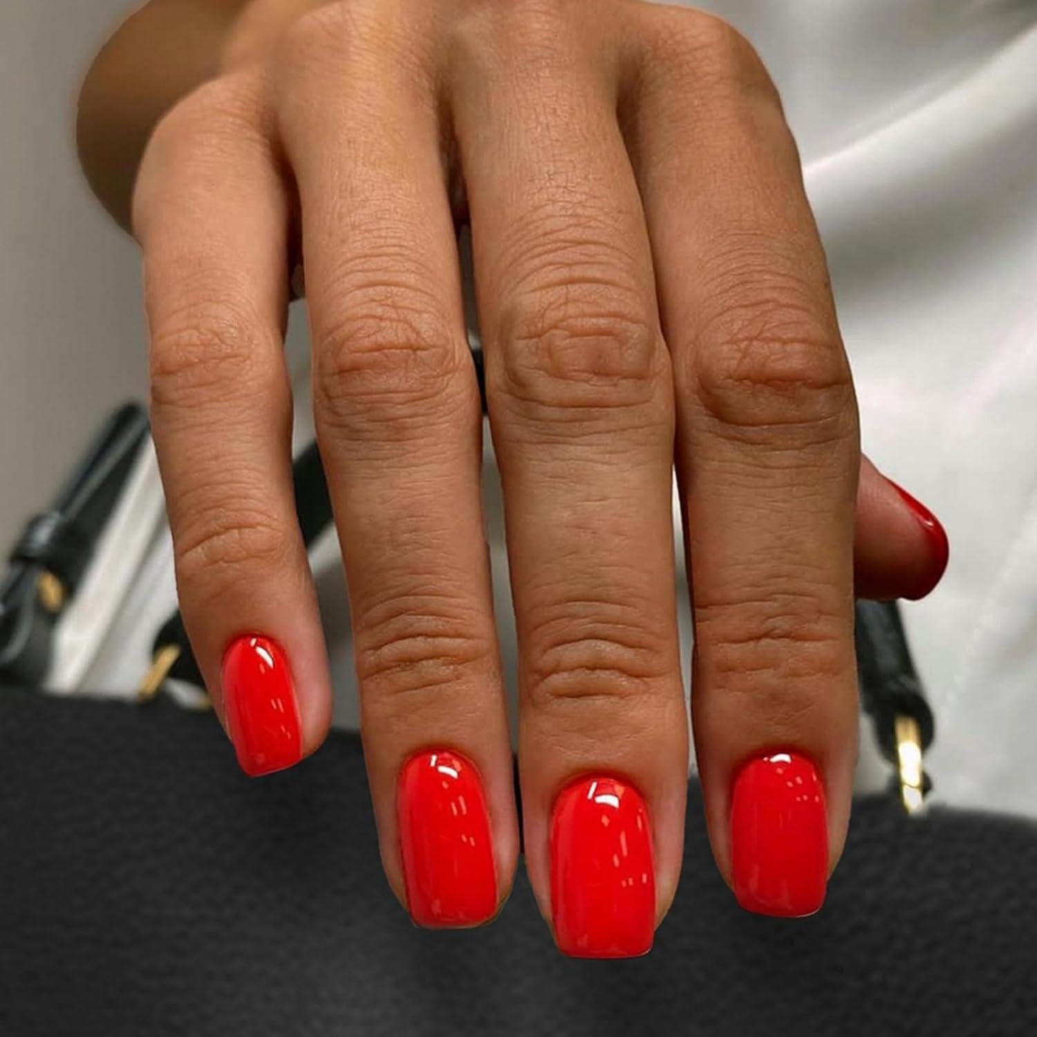 Kunstfingernägel 24 Stück Orange Rote Eckige Press On Nägel mit Klebepads