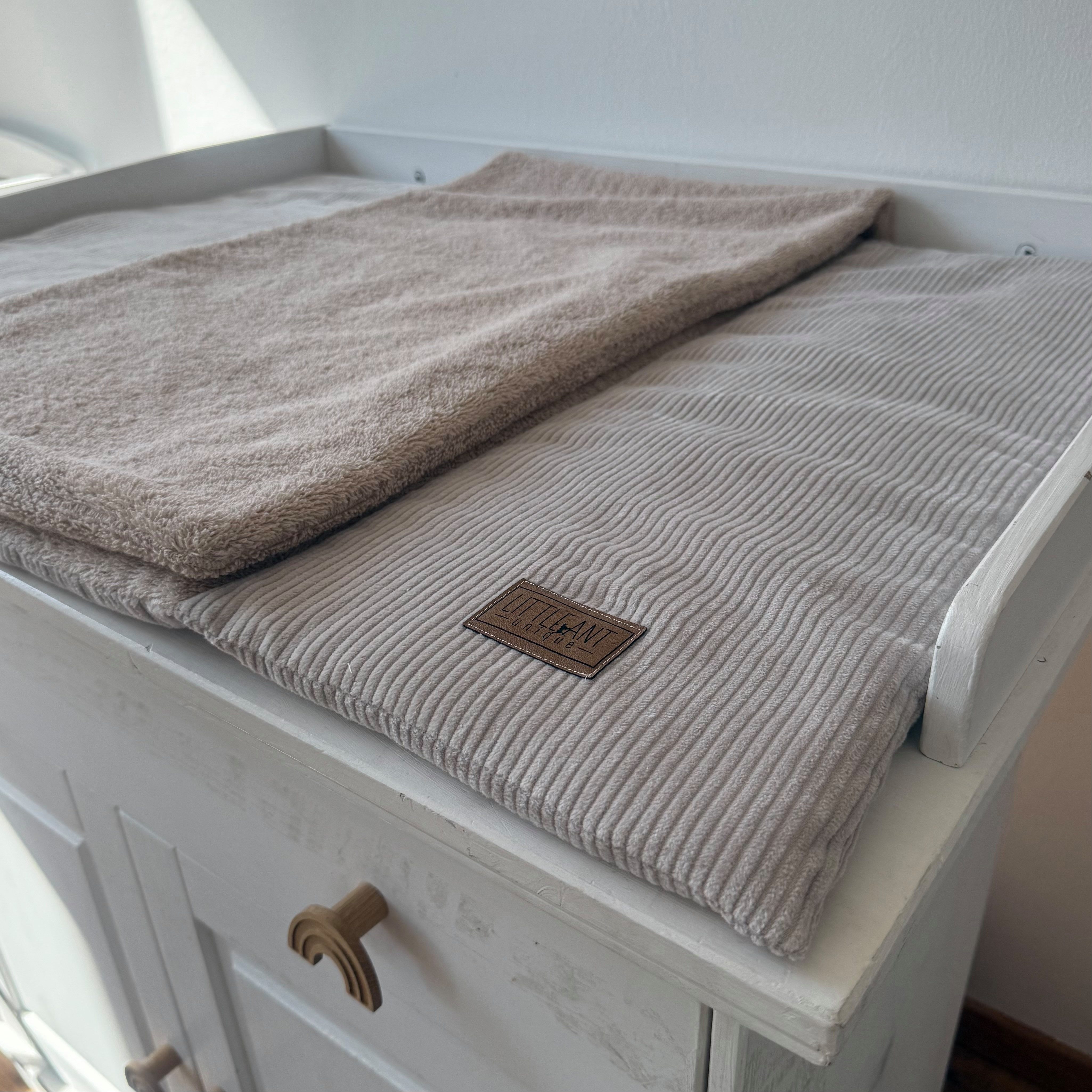 LittleANTunique Wickelauflage Wickeltischauflage Cord Beige günstig online kaufen