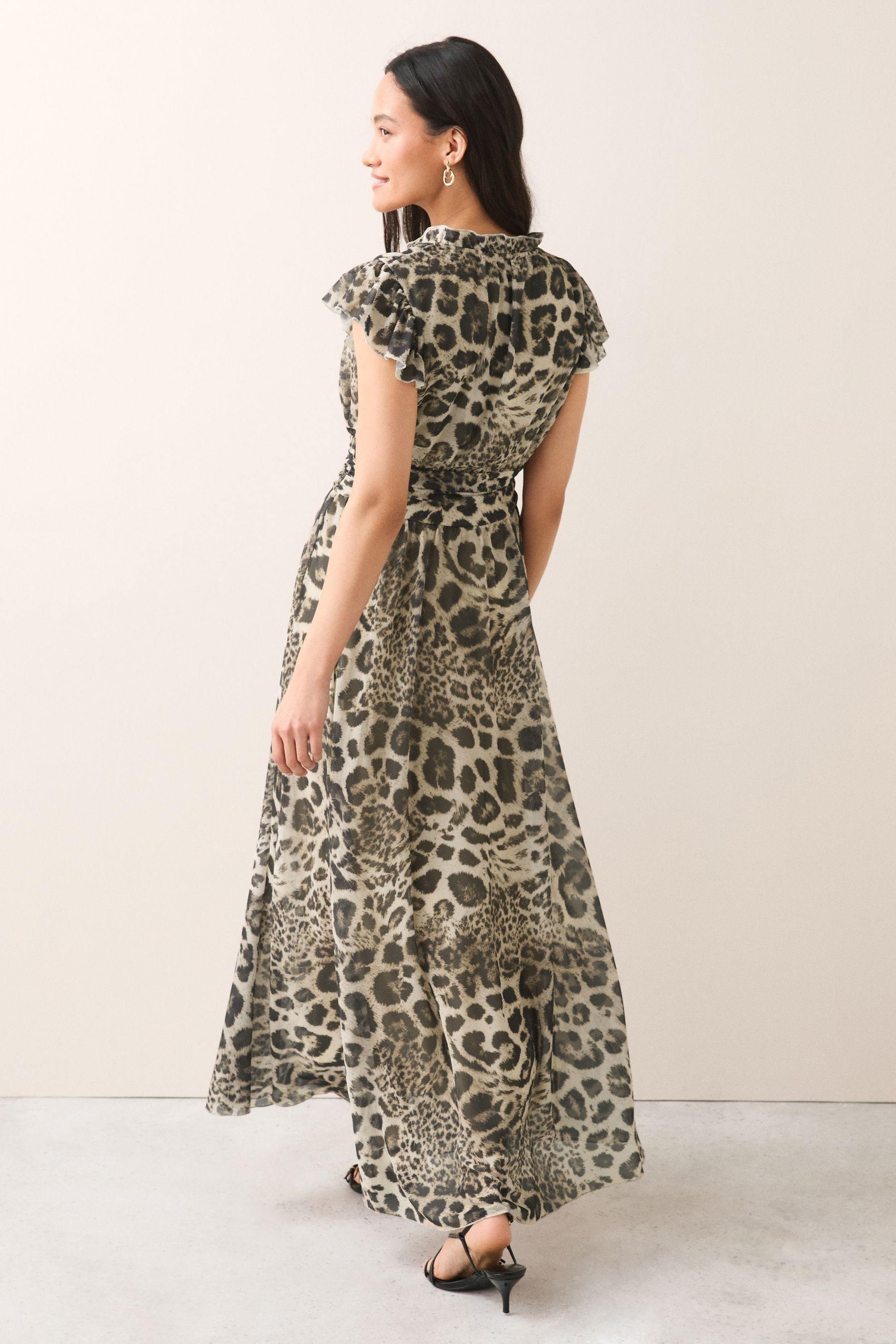 Next Midikleid Plissiertes Mesh-Midikleid mit V-Ausschnitt (1-tlg)