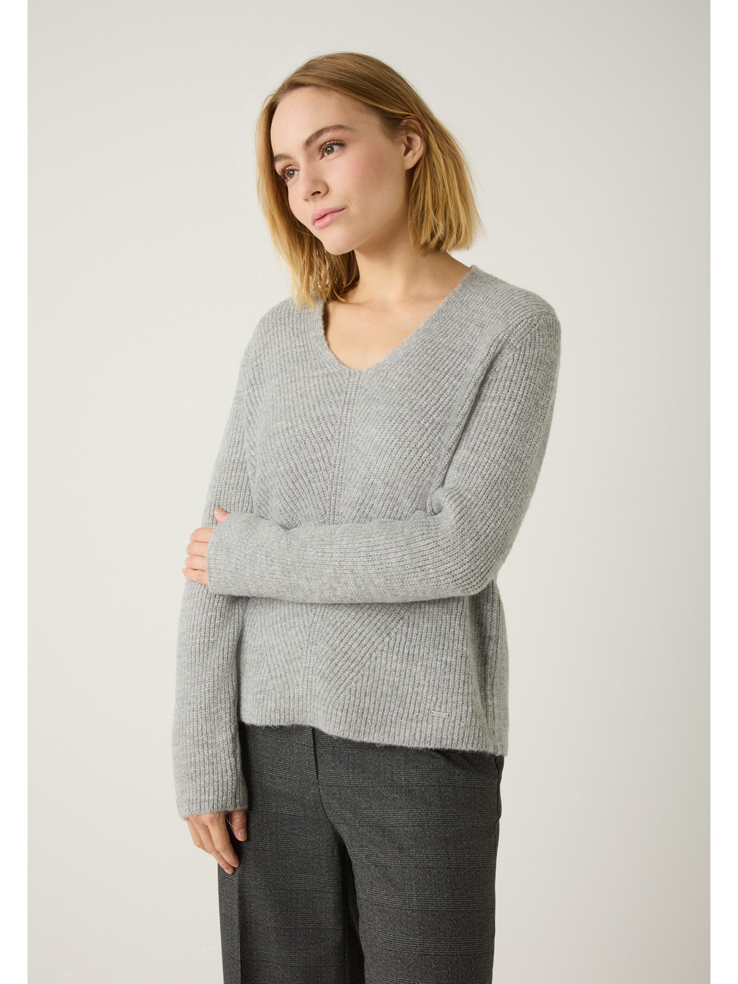 MORE&MORE Rundhalspullover Rippstrickpullover mit V-Ausschnitt günstig online kaufen