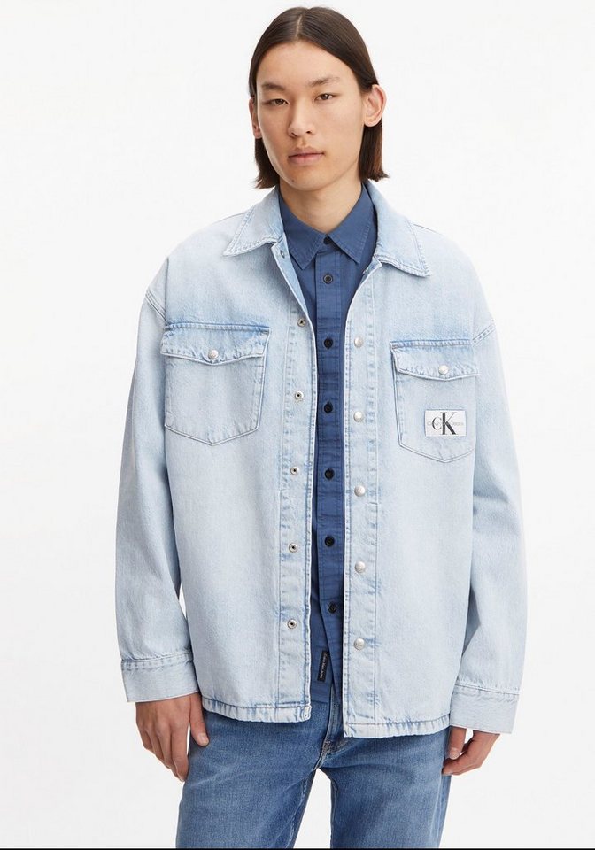 Calvin Klein Jeans Jeanshemd OVERSIZED UTILITY SHIRT JACKET mit Calvin  Klein Logo-Badge auf der Brusttasche