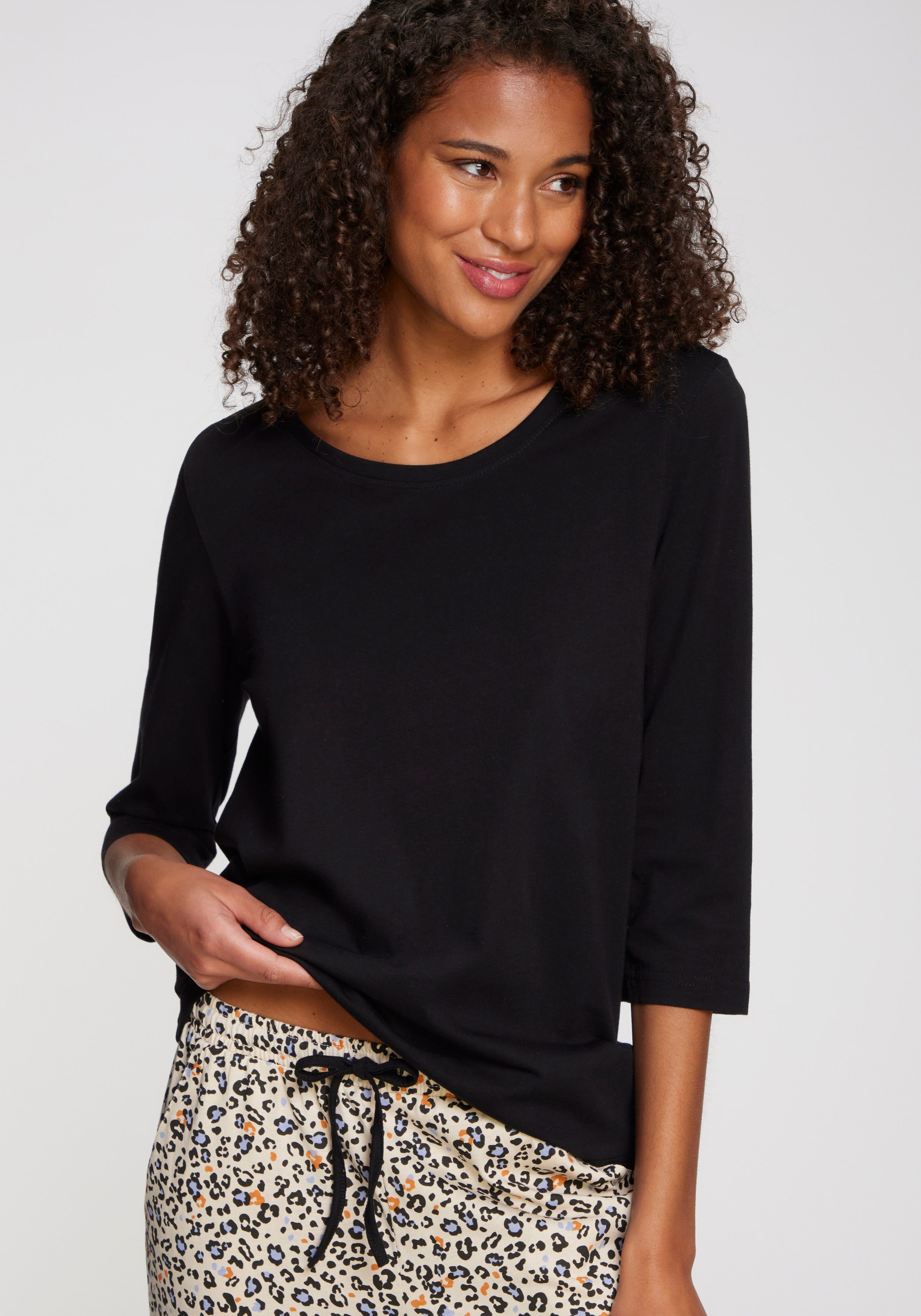 Vivance Dreams Capri-Pyjama (Set, 2 tlg) mit schönem Animalprint
