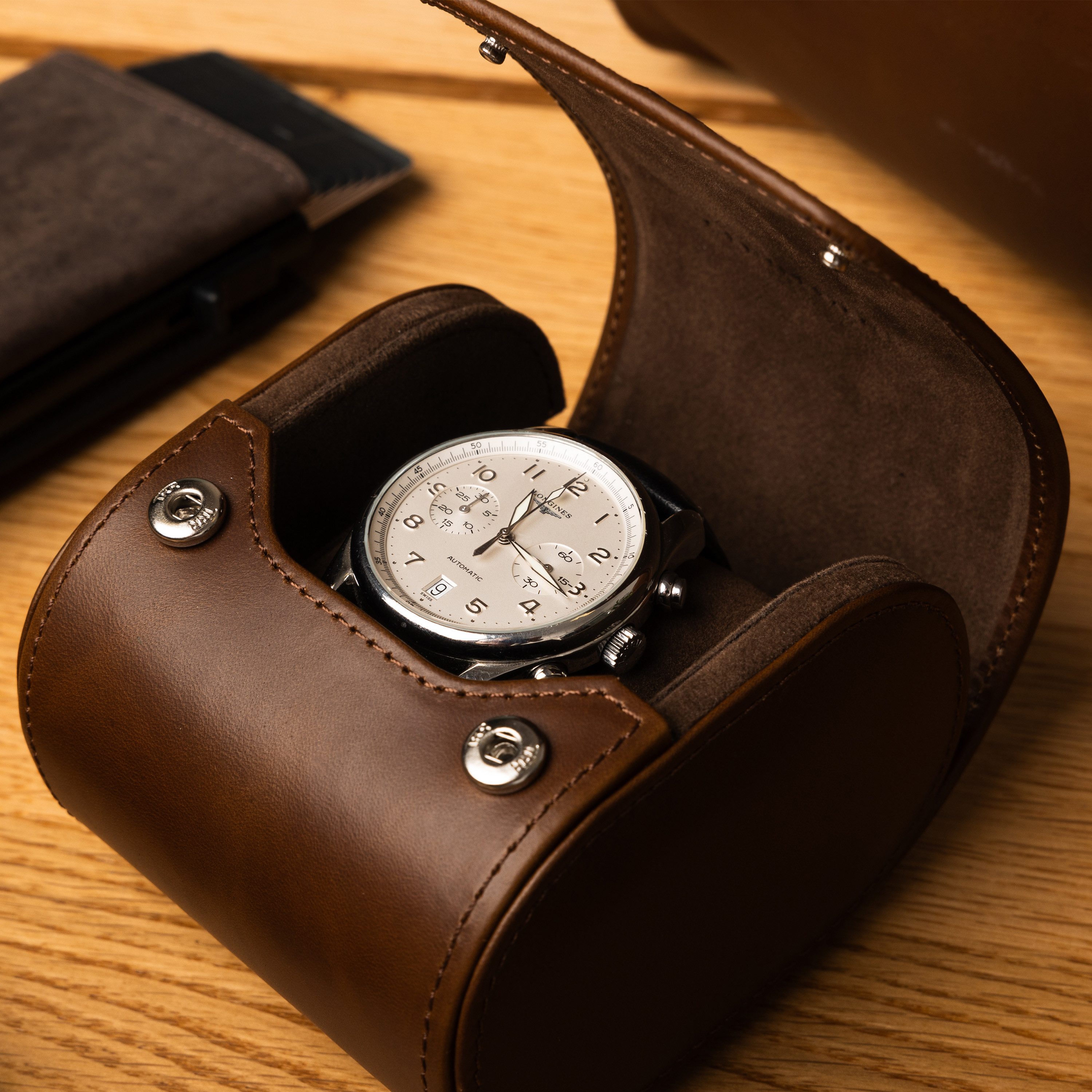 Gentlemen's Uhrenbox Echtleder Watchbox - mit weichem Innenfutter, 100% handgefertigt, ideal auch als Geschenk – Bild 3 von 5