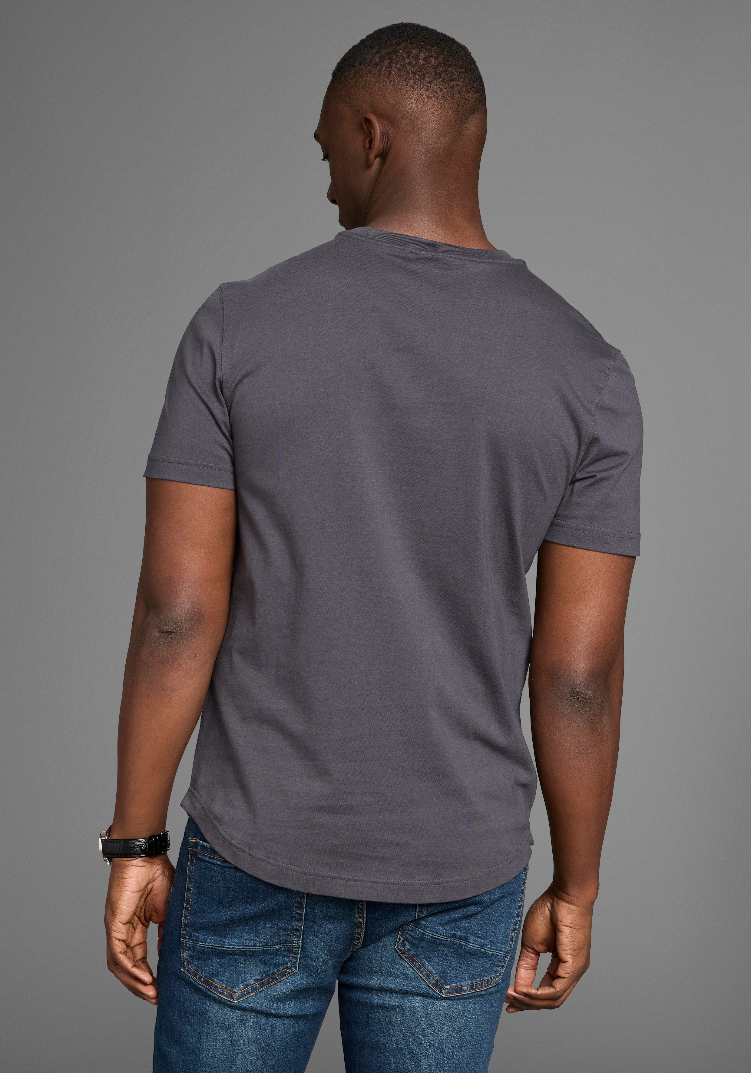 Bruno Banani Longshirt mit abgerundetem Saum günstig online kaufen