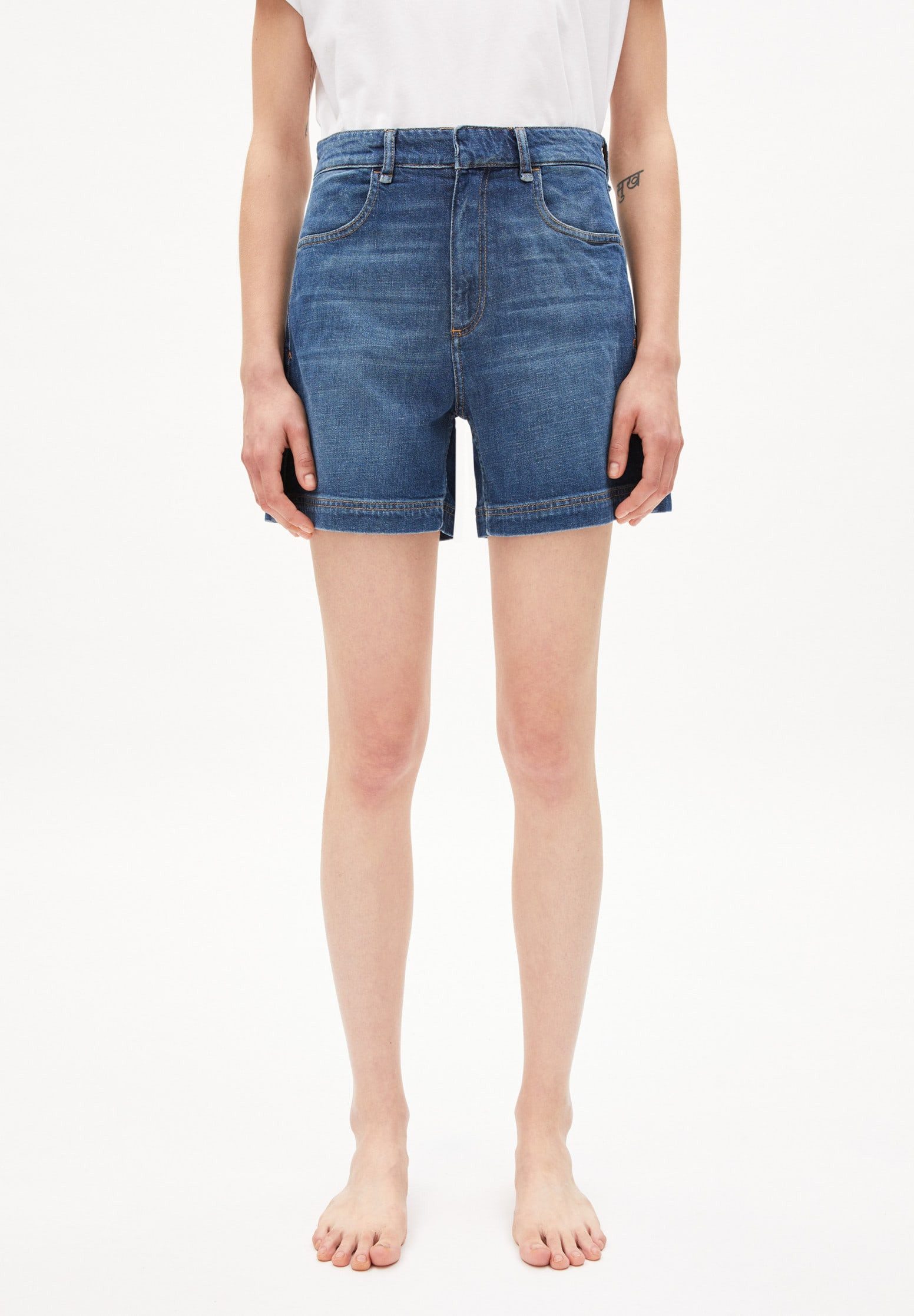 Jeanshotpants AANELI HEMP