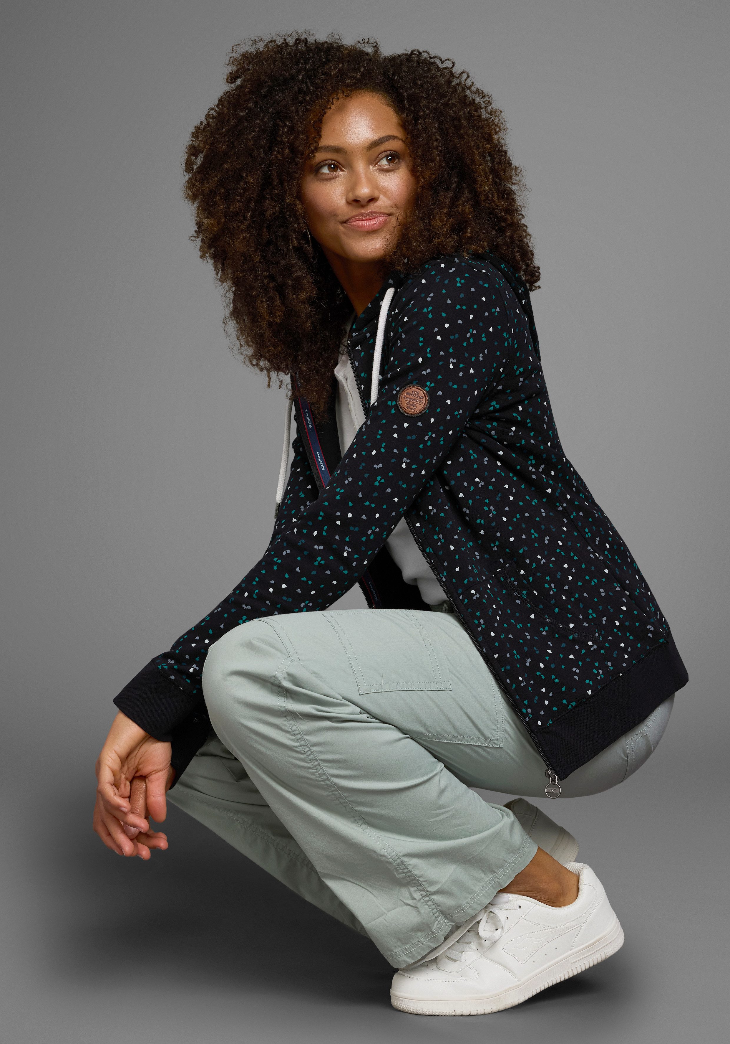 Kapuzensweatjacke