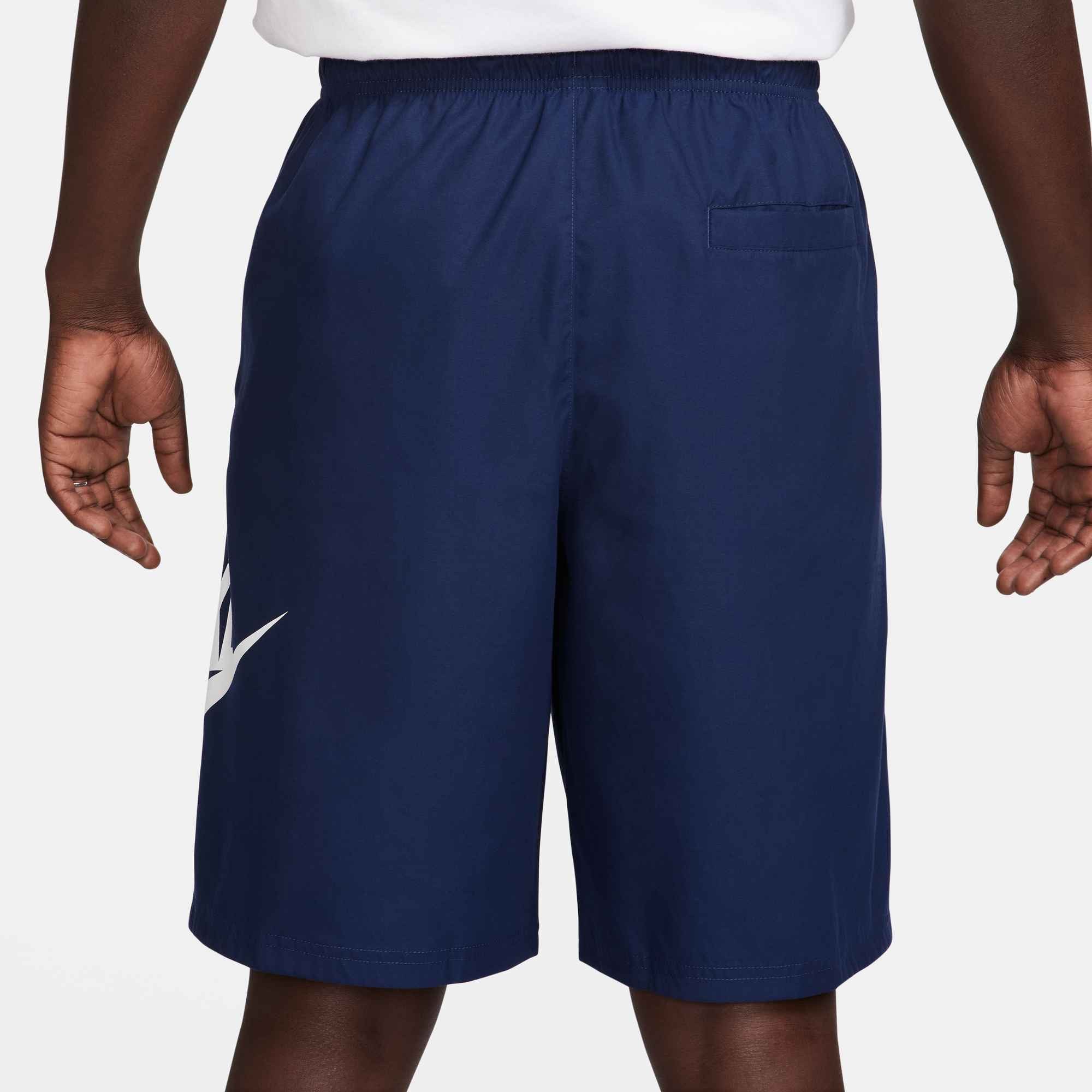Nike Sportswear Shorts M NK CLUB SHORT WVN mit lockerem Schnitt, aus Polyester